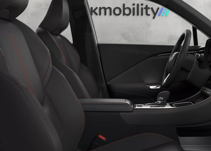 Lexus LBX Hybrid Elegant Black(4)