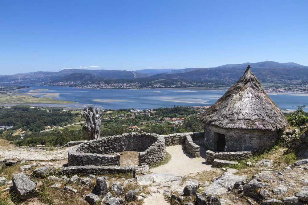 Road trip through the most impressive viewpoints in Galicia