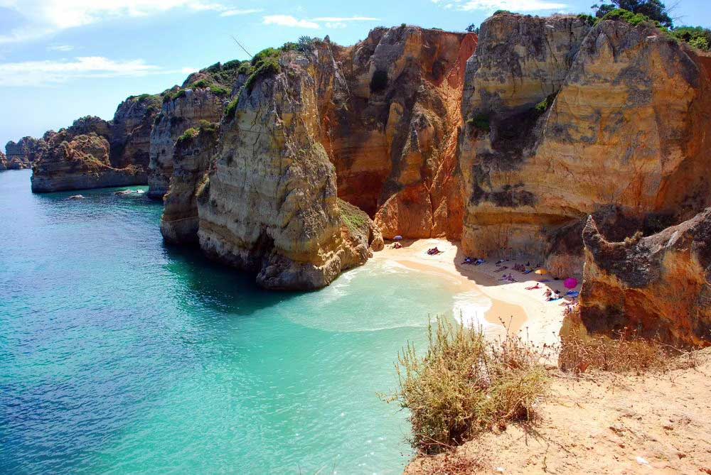Getaways to the north and south of Portugal