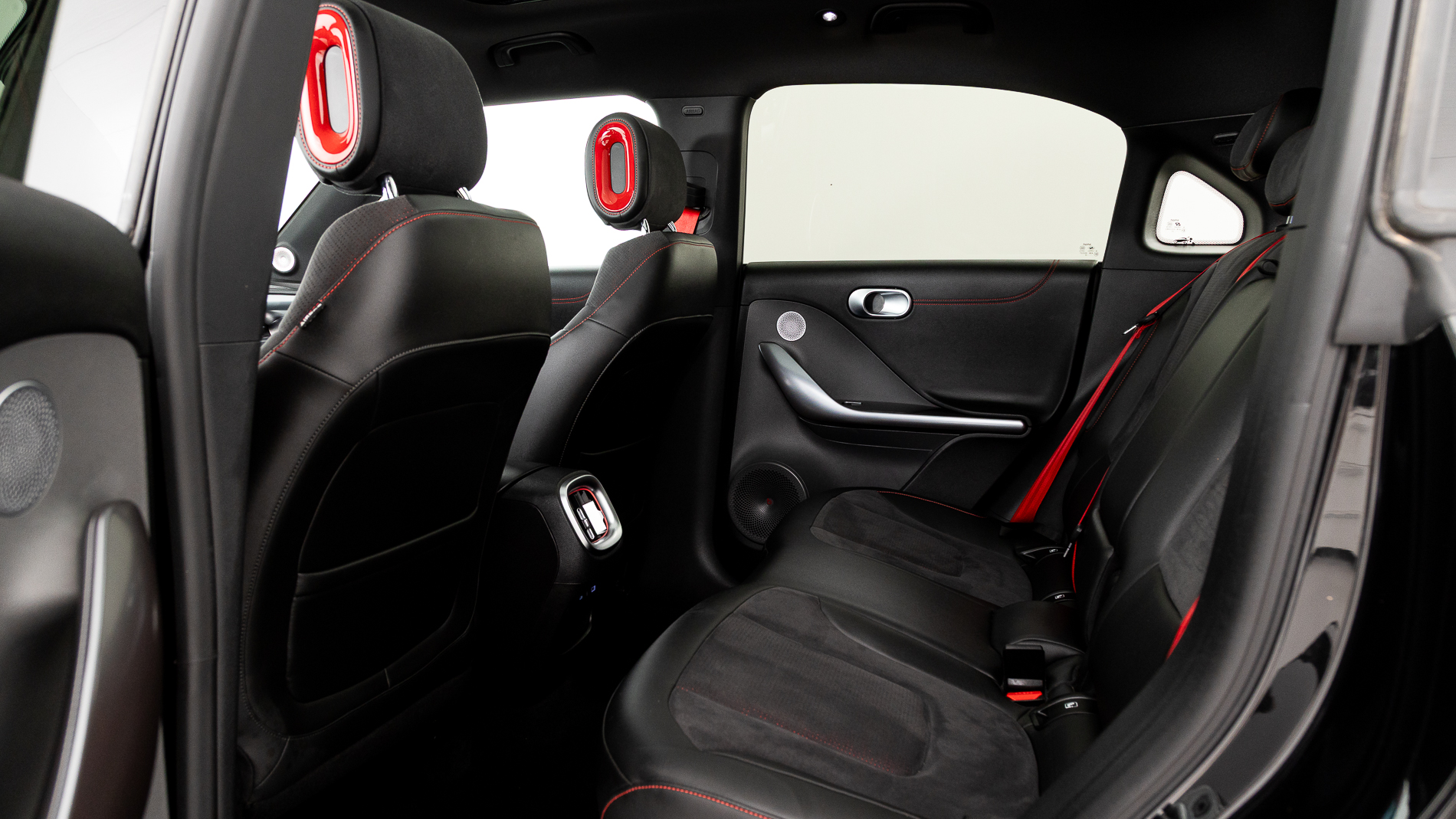 smart #1 brabus 428 4X4 2023 meta black / radiant red 41