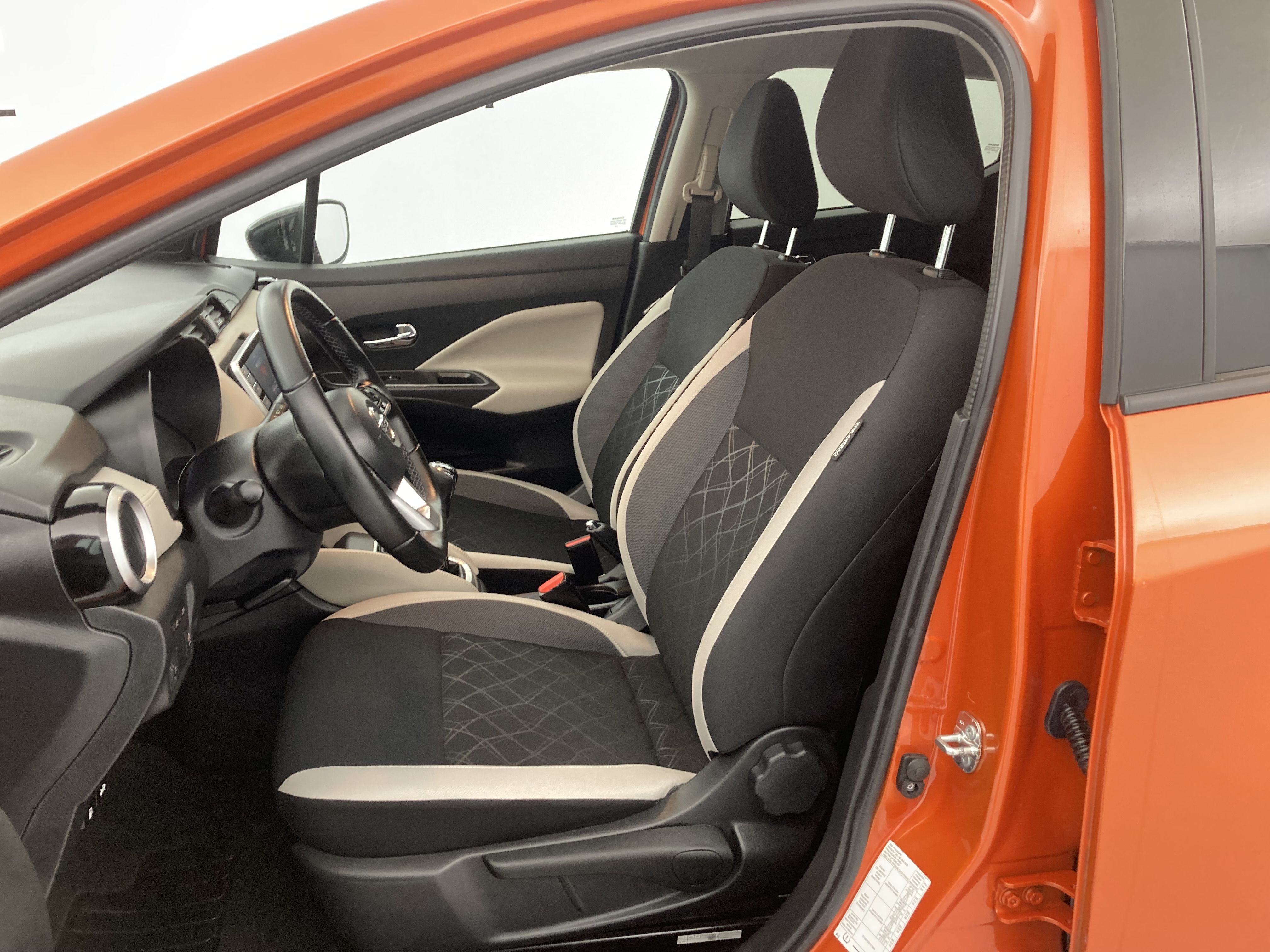 nissan micra n-design 1.0 IG-T 92 2022 orange energy 29