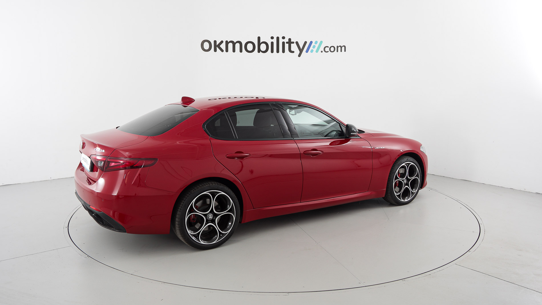 alfa romeo giulia veloce 2.0 TURBO 280CV AWD AUTO 2022 rojo alfa 10