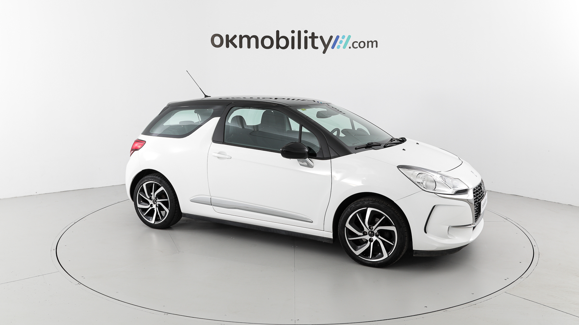 ds ds3 desir 1.2 80 2017 blanco 12