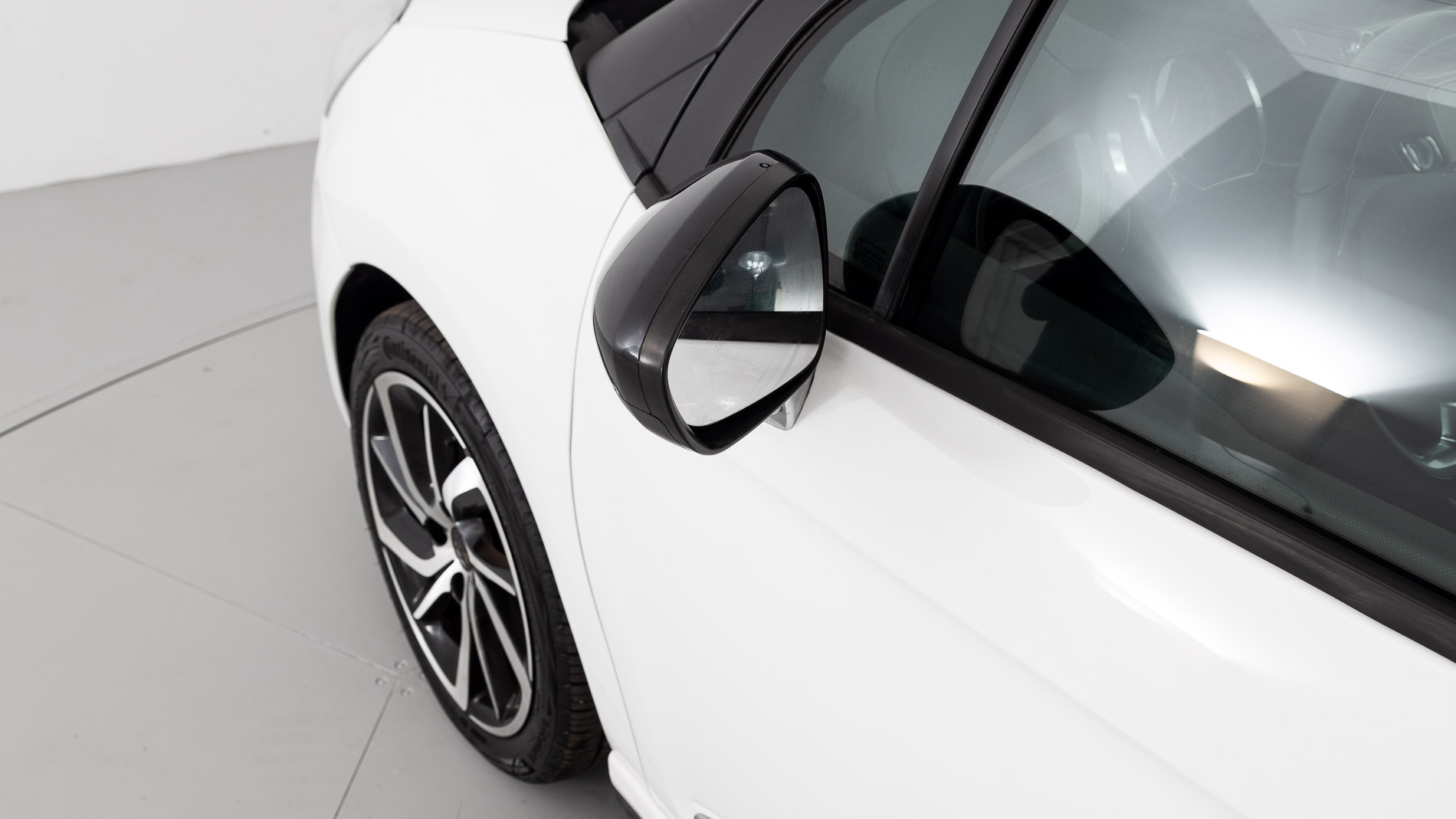 ds ds3 desir 1.2 80 2017 blanco 26