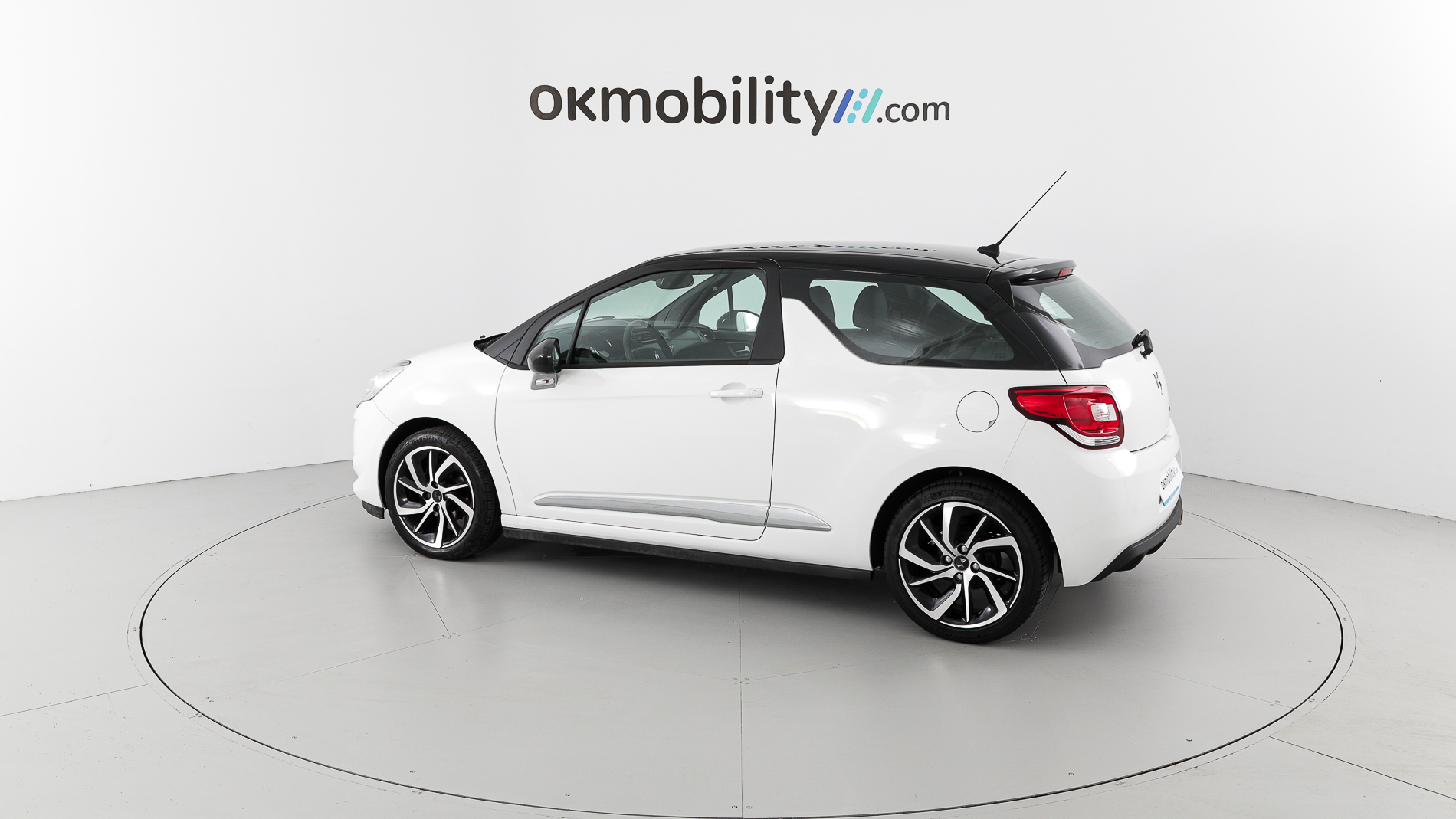 ds ds3 desir 1.2 80 2017 blanco 4