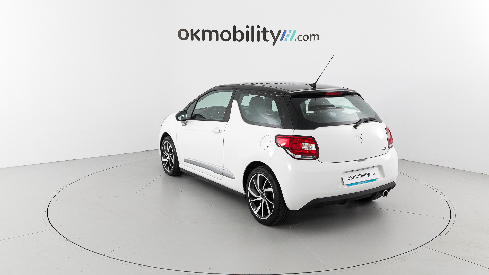 ds ds3 desir 1.2 80 2017 blanco 5