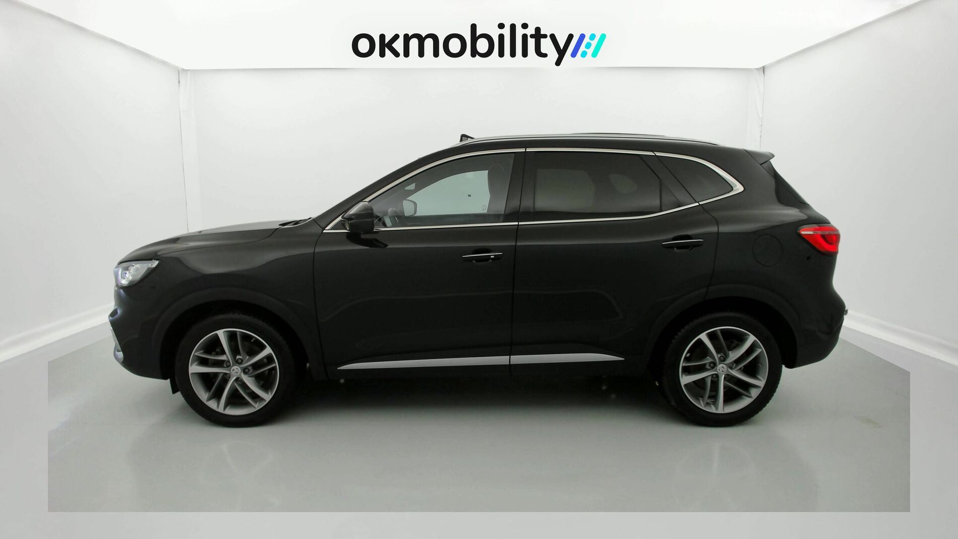 mg hs luxury 1.5 T-GDI 162 AT 2023 pebble black - pbc 3