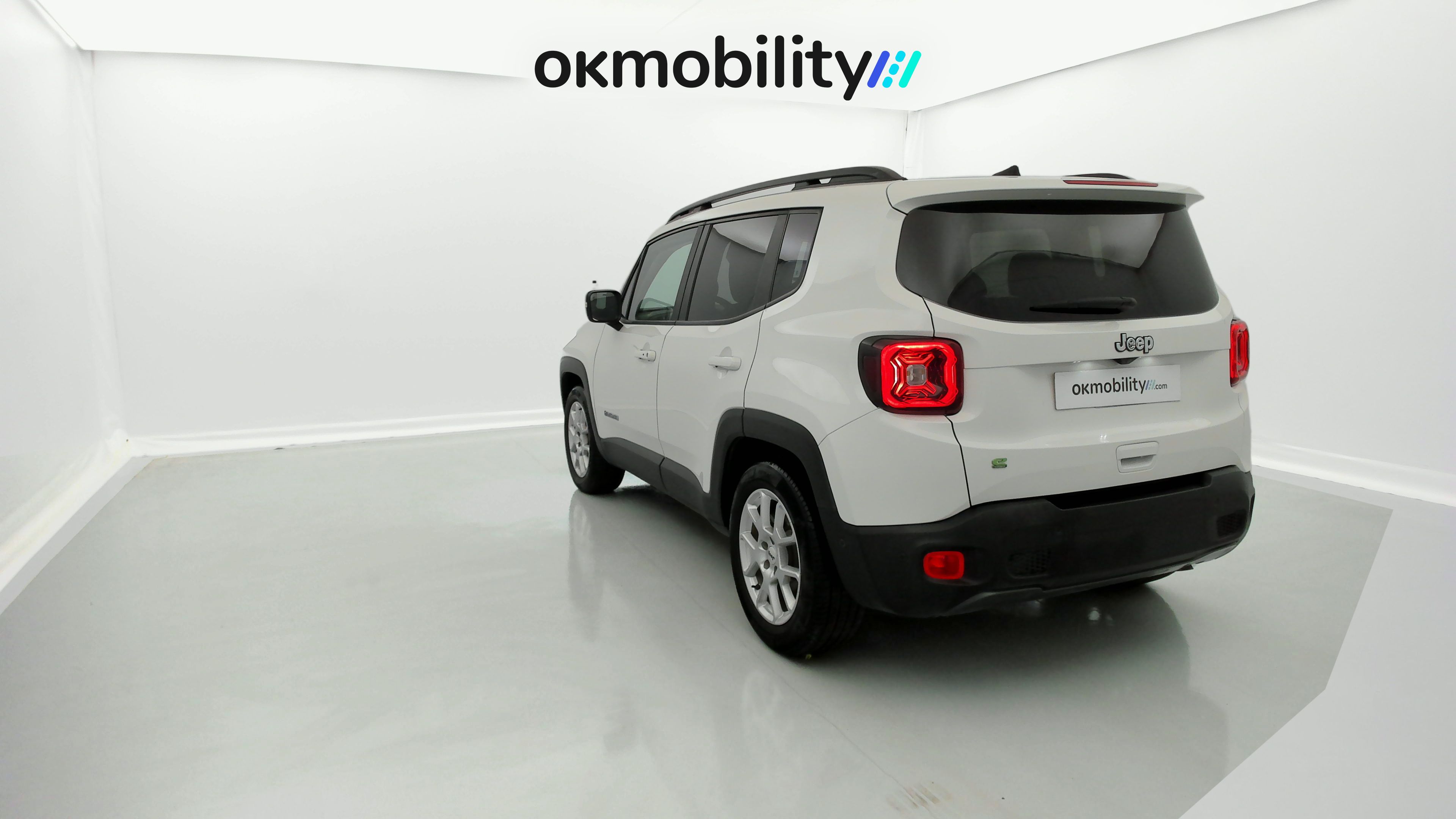 jeep renegade limited 1.5 TURBO 130 DCT 2023 blanco alpine 9