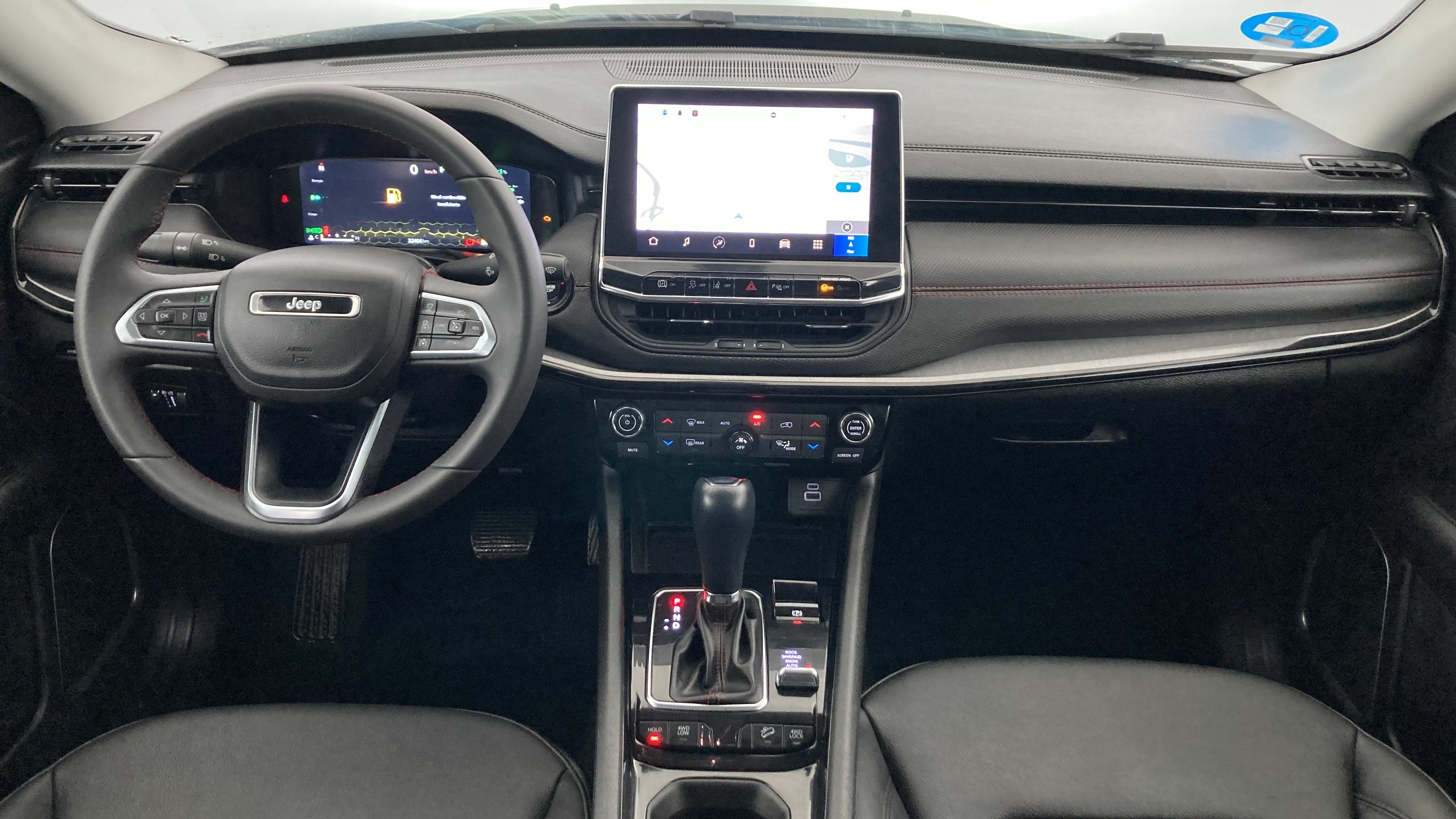 jeep compass trailhawk 1.3 PHEV 240 AWD 2022 negro sólido 21