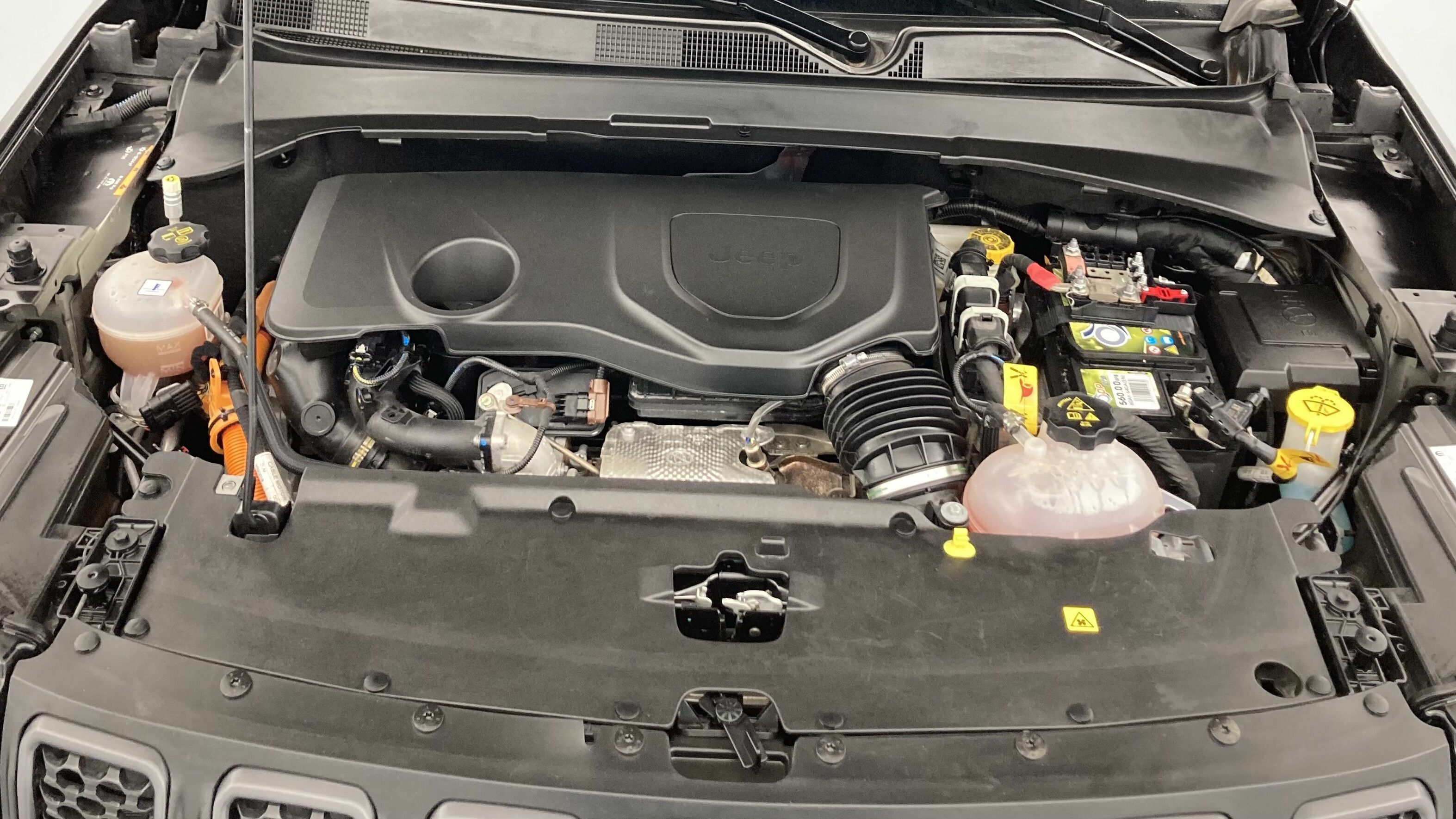 jeep compass trailhawk 1.3 PHEV 240 AWD 2022 negro sólido 23