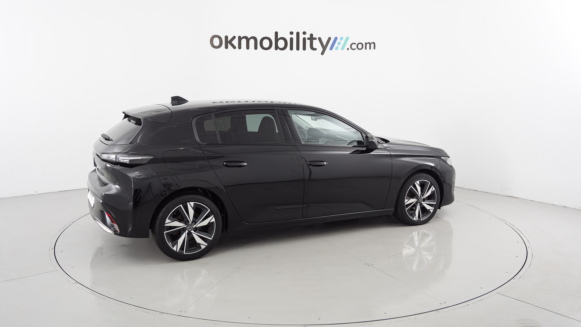 peugeot 308 allure 1.2 PURETECH 130 EAT 2023 negro perla nera 9