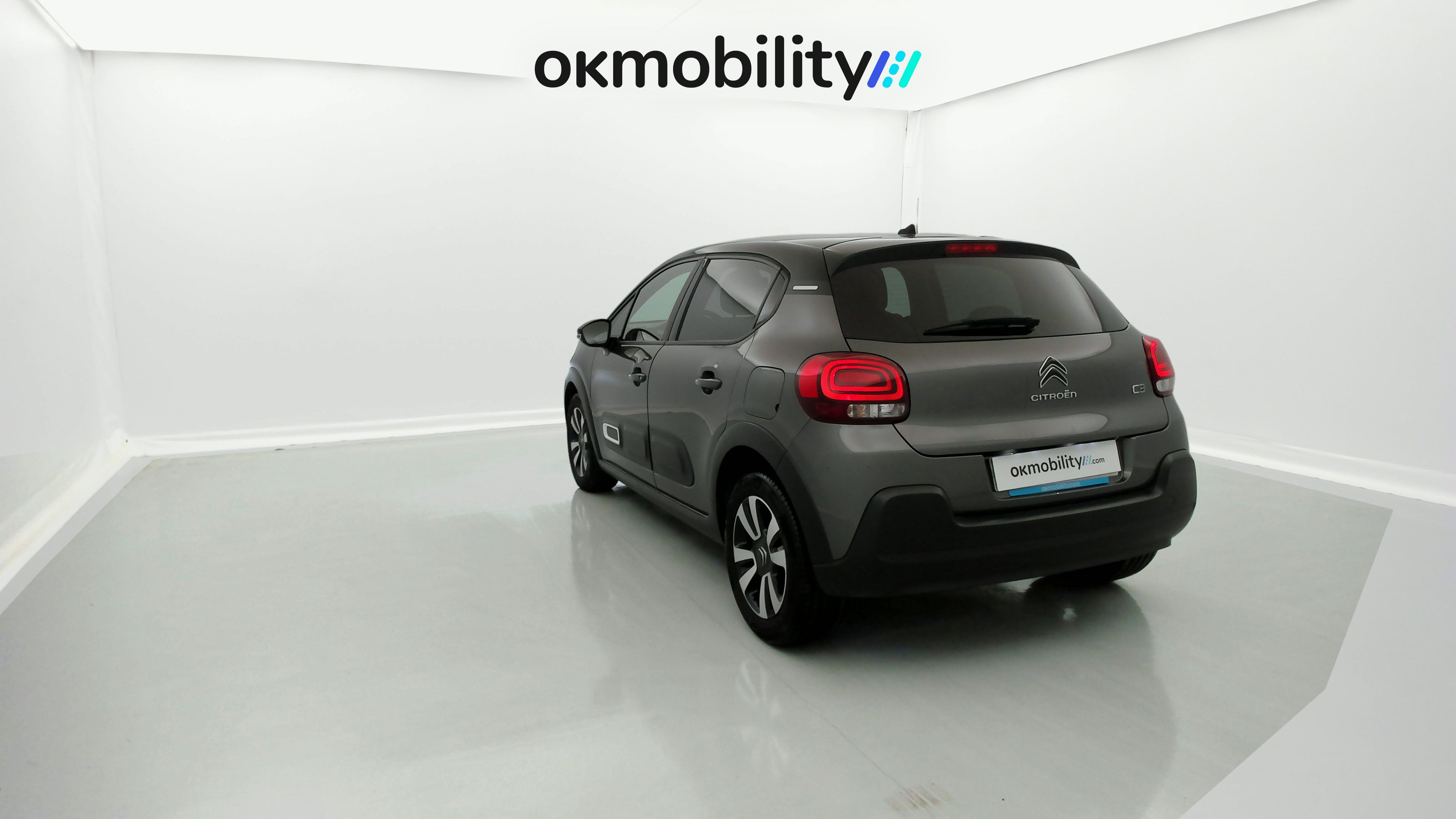 citroen c3 origin max 1.2 PURETECH 83 2024 gris platino / negro 9
