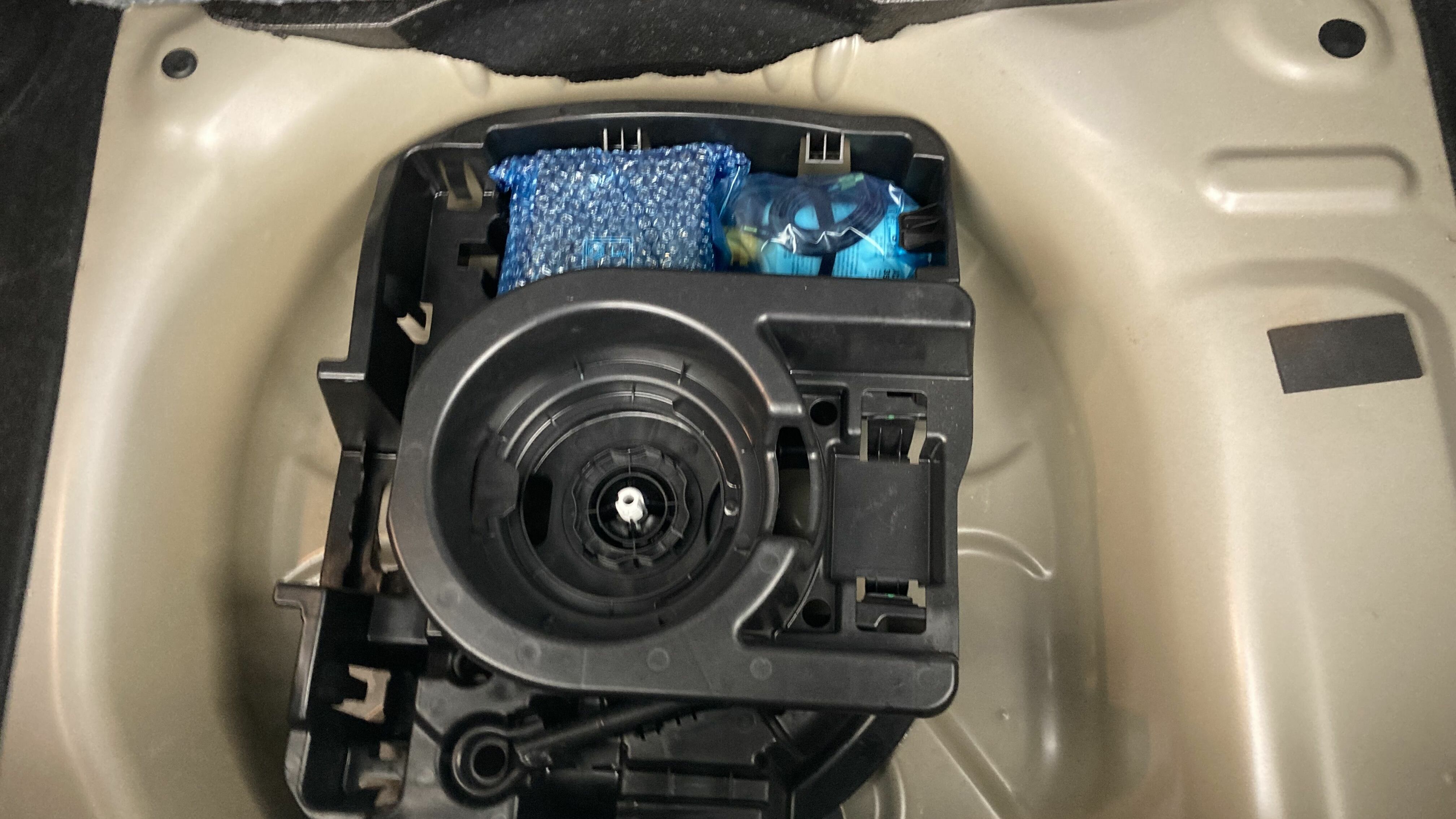 citroen c3 origin max 1.2 PURETECH 83 2024 gris platino 21