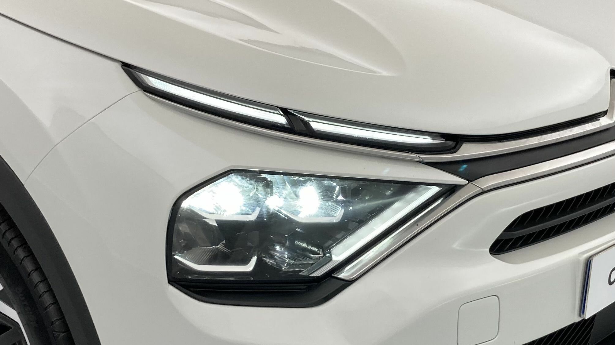 citroen c4 feel pack 1.2 PURETECH 130 2023 blanco nacarado 18