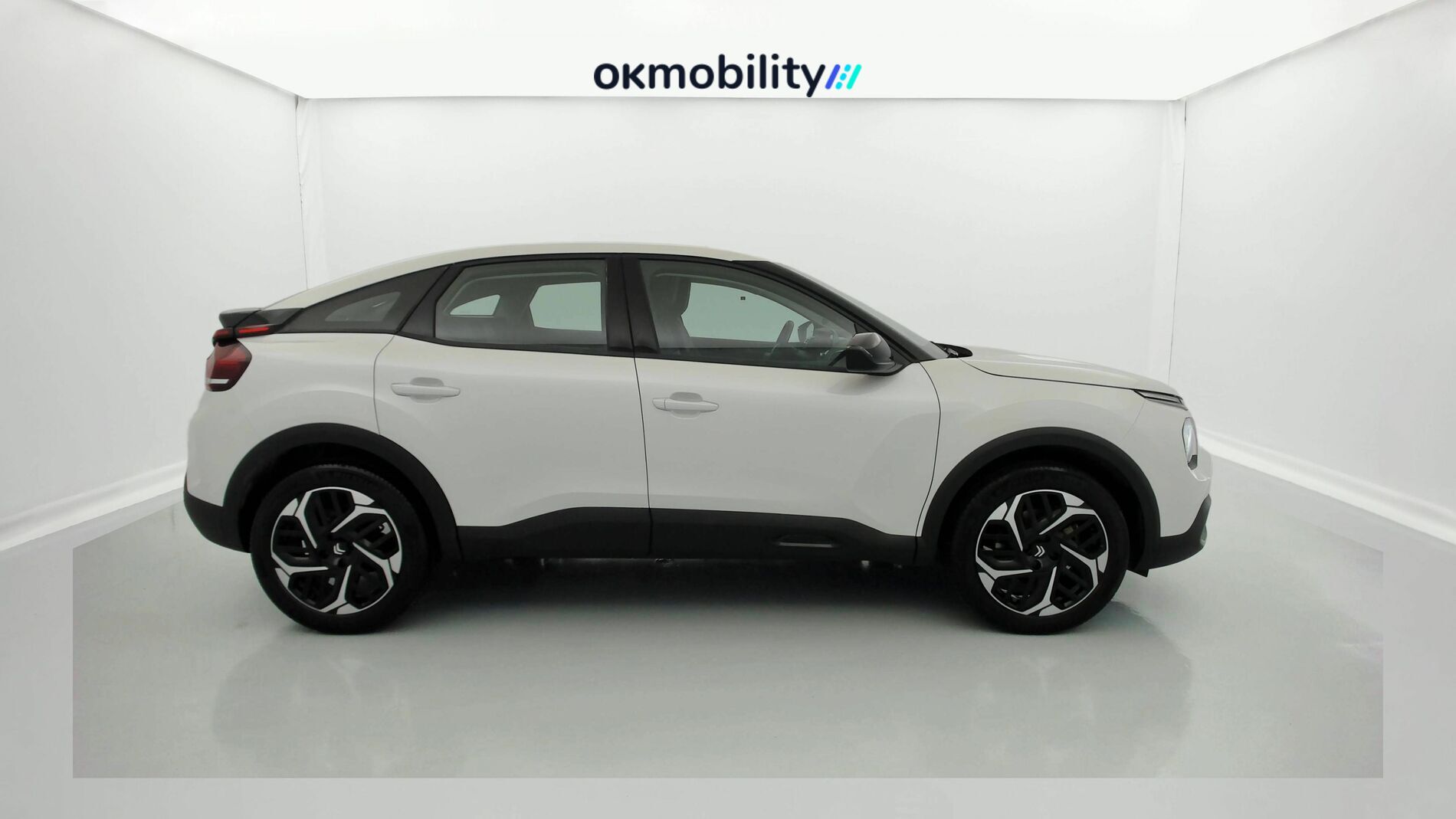 citroen c4 feel pack 1.2 PURETECH 130 2023 blanco nacarado 11