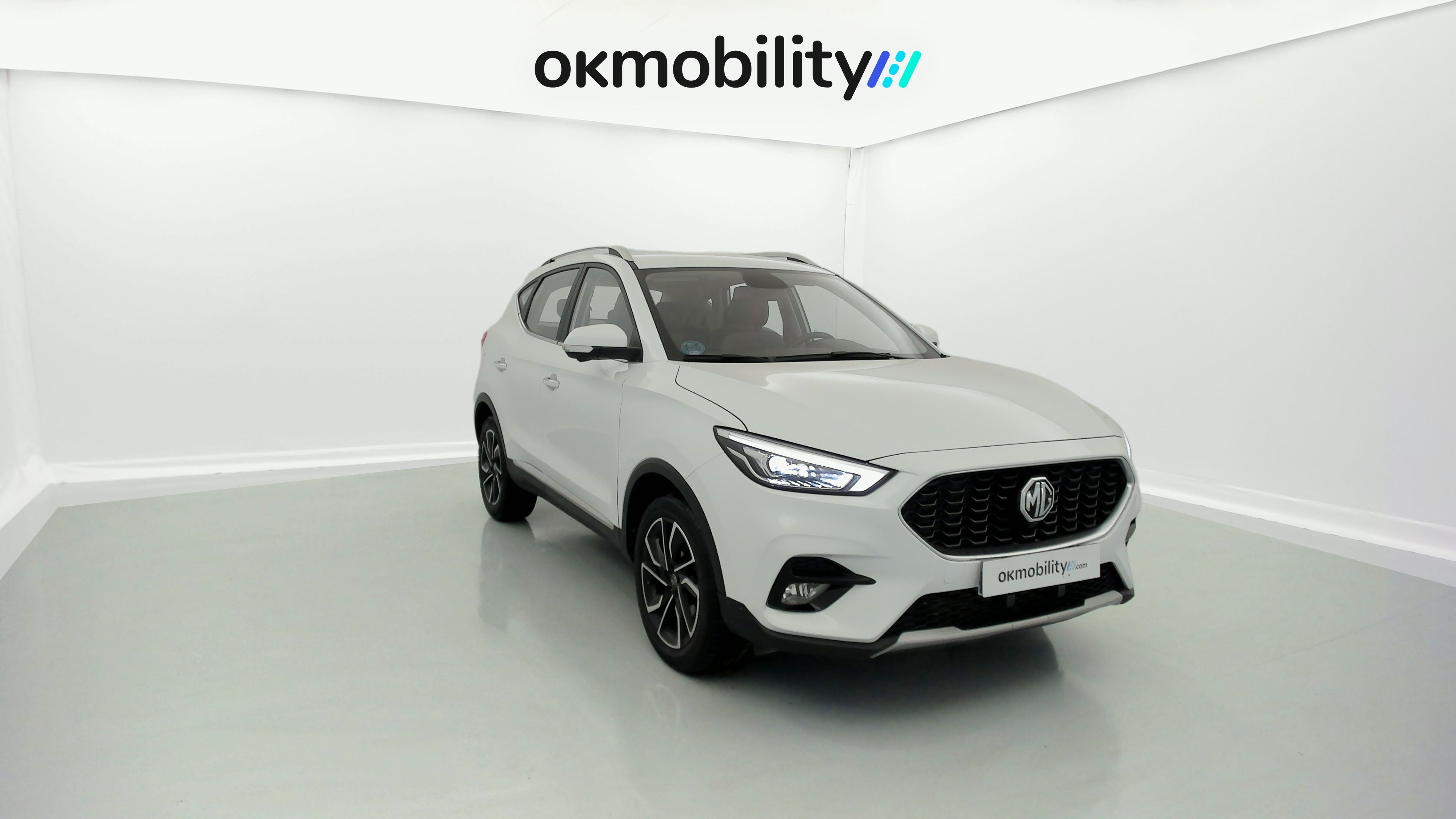 mg zs luxury 1.0 T-GDI 111 CA 2023 dover white 9