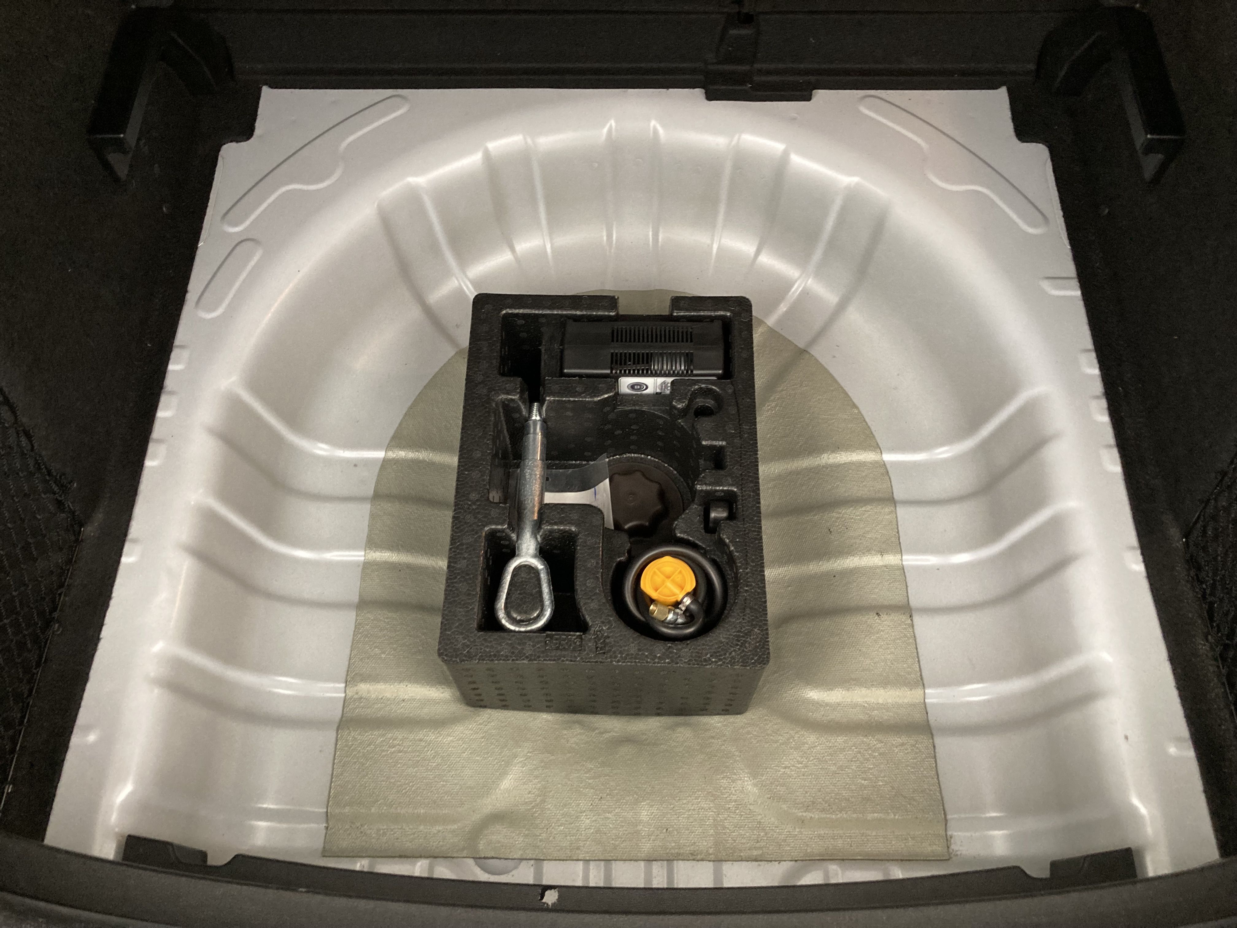 mg zs luxury 1.0 T-GDI 111 CA 2023 dover white 27