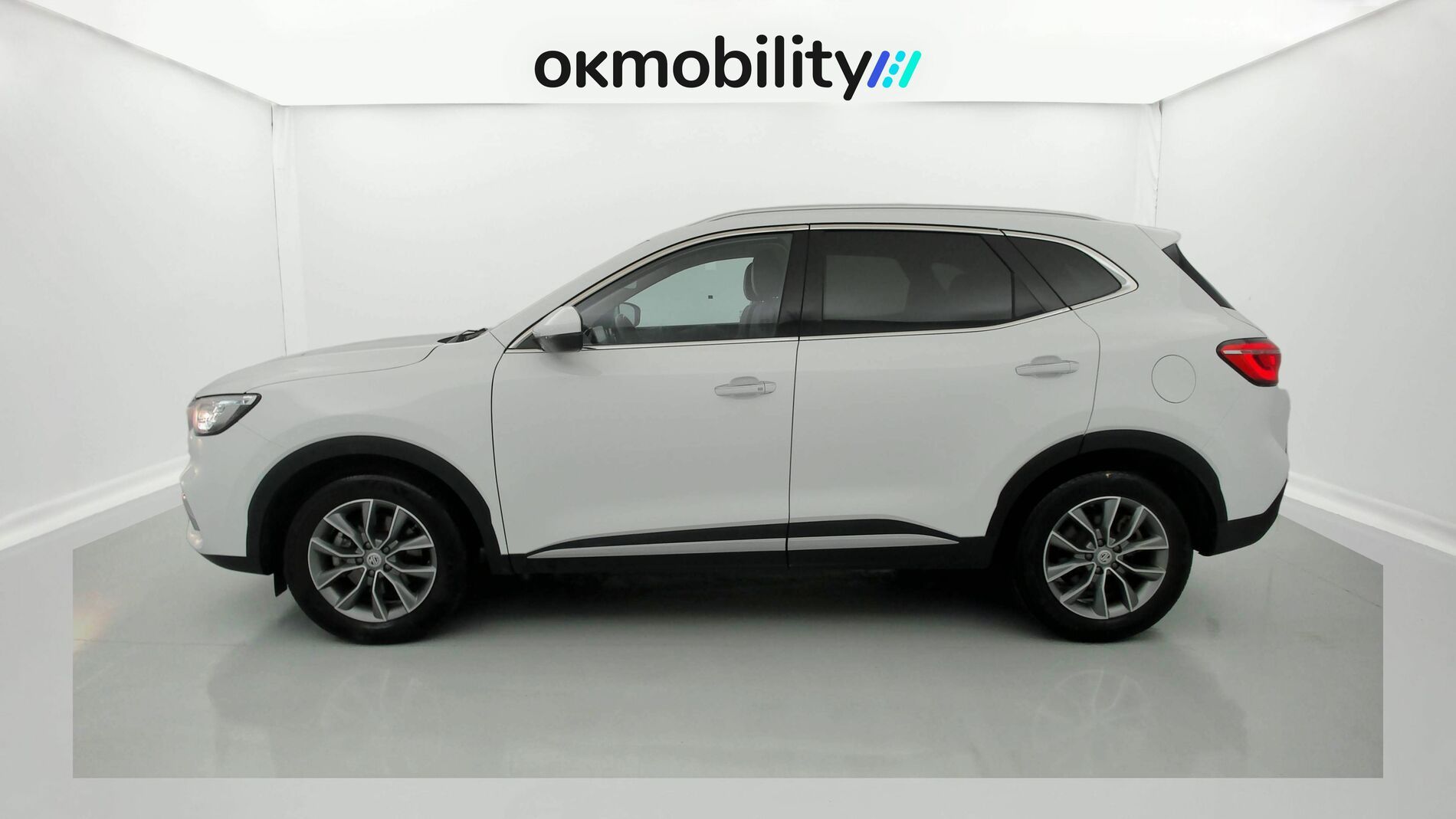 mg hs comfort 1.5 T-GDI 162 2023 dover white 2