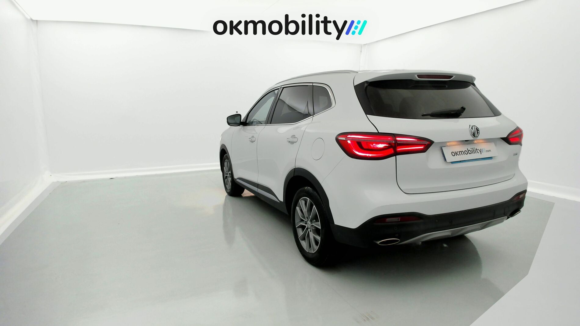 mg hs comfort 1.5 T-GDI 162 2023 dover white 4