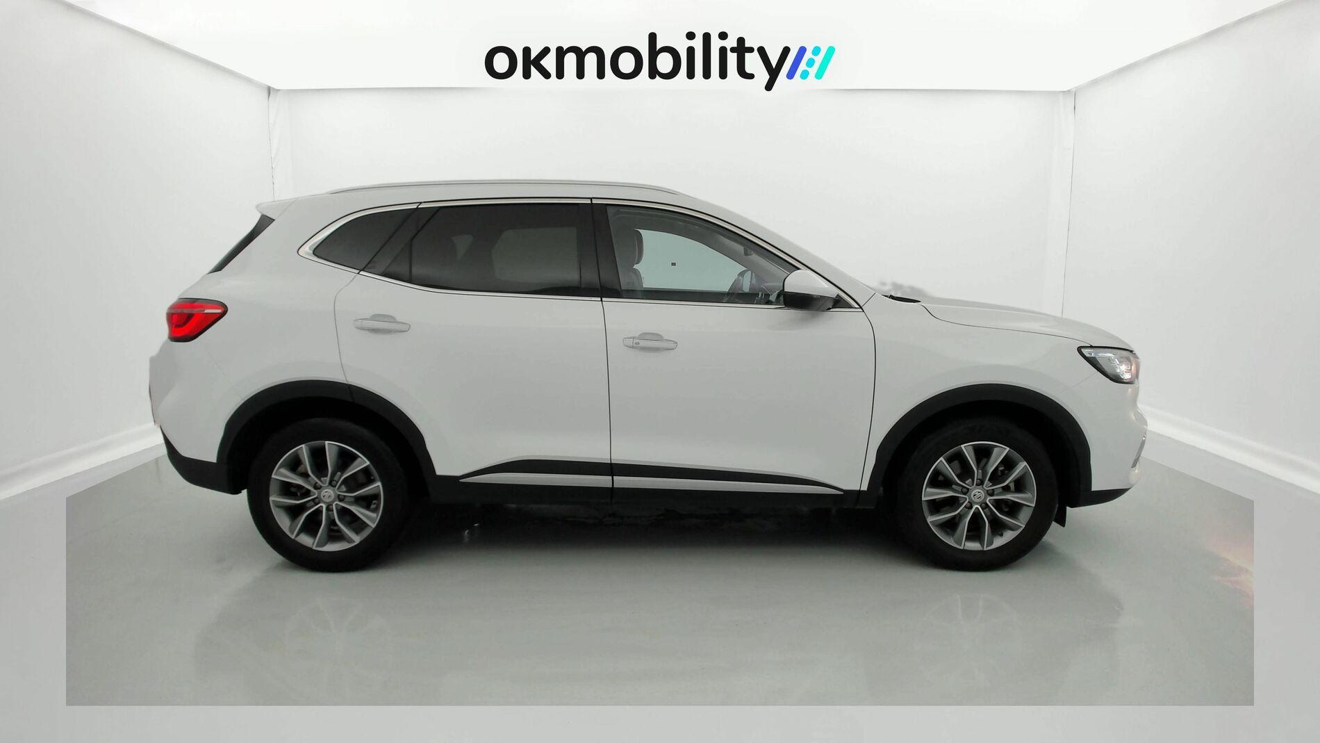 mg hs comfort 1.5 T-GDI 162 2023 dover white 11