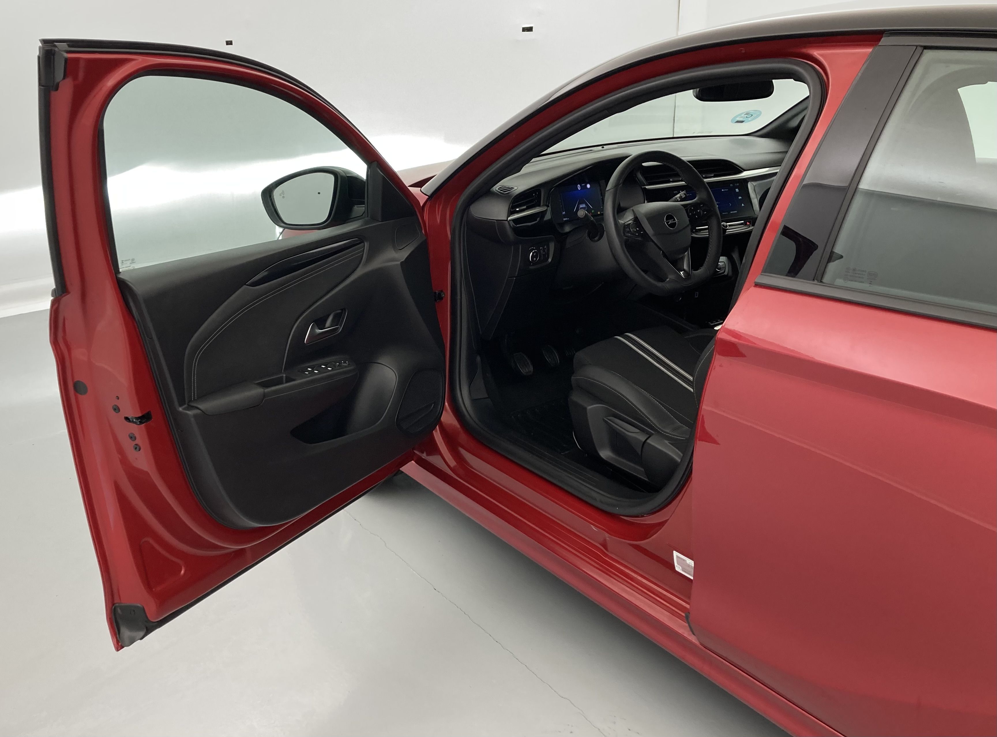 opel corsa gs 1.2T 100 2024 kardio red 18