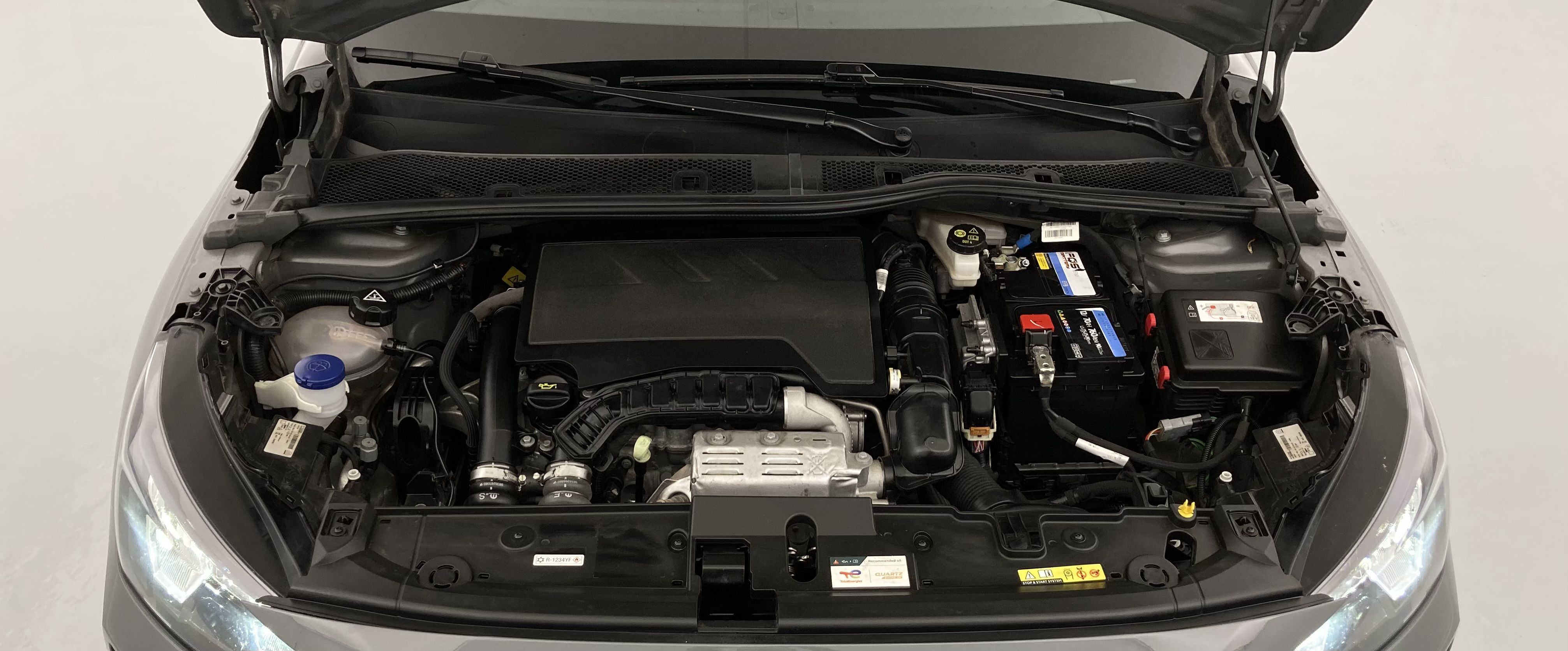 peugeot 208 allure 1.2 PURETECH 100 2024 gris selenium 21