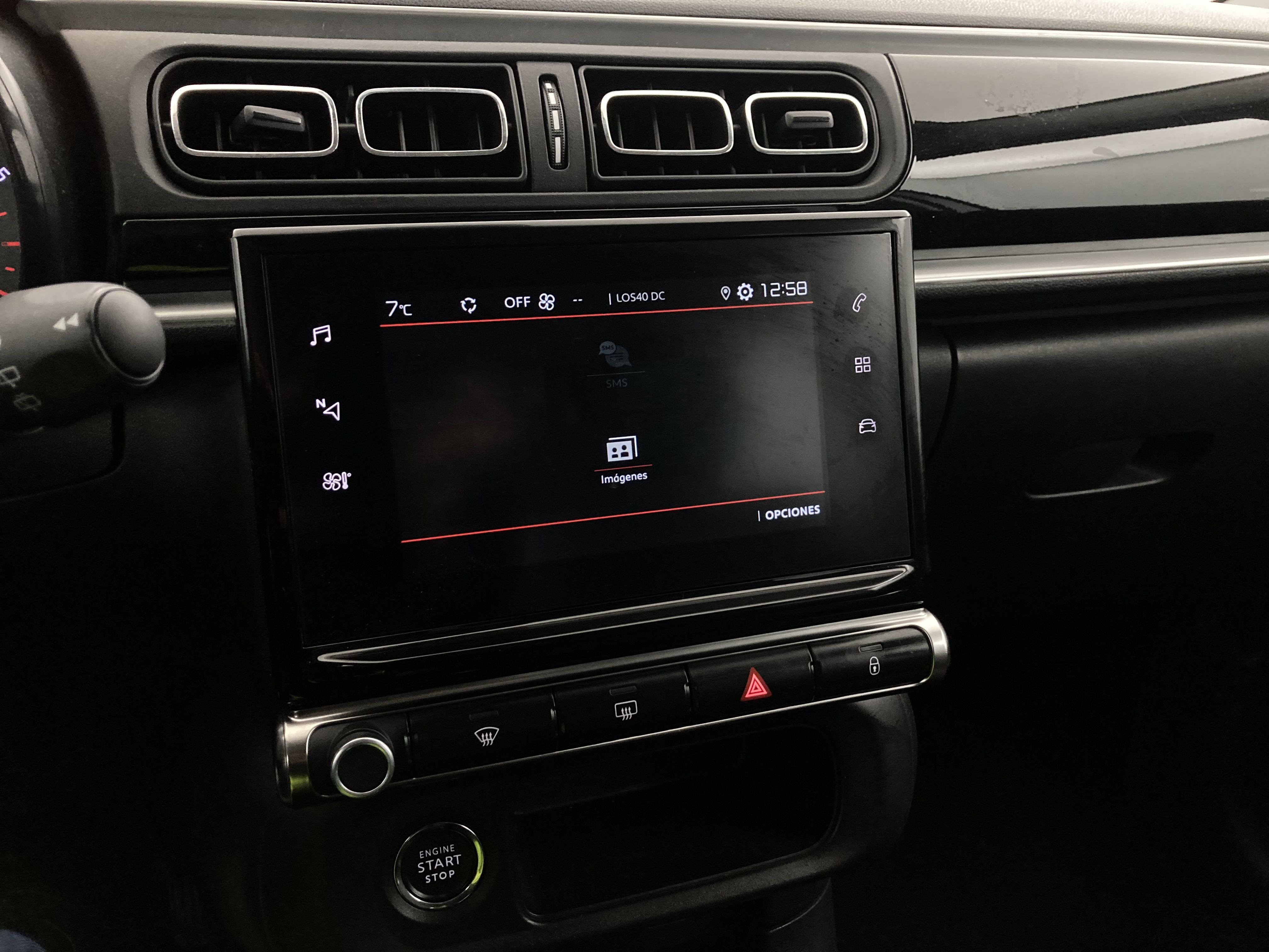 citroen c3 shine 1.2 PURETECH 83 2023 gris acero / negro 29