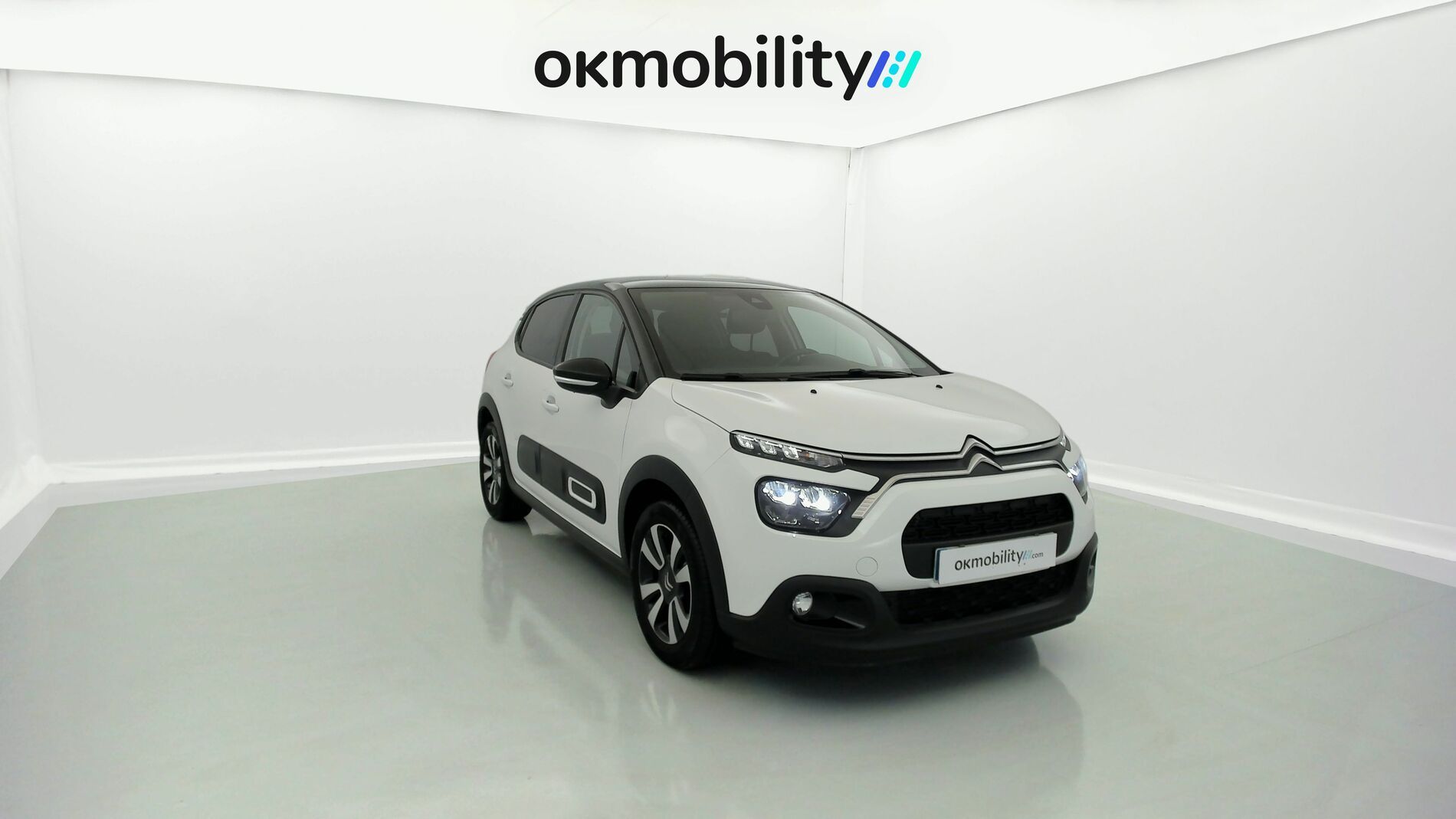 citroen c3 origin max 1.2 PURETECH 83 2024 blanco banquise / negro 13
