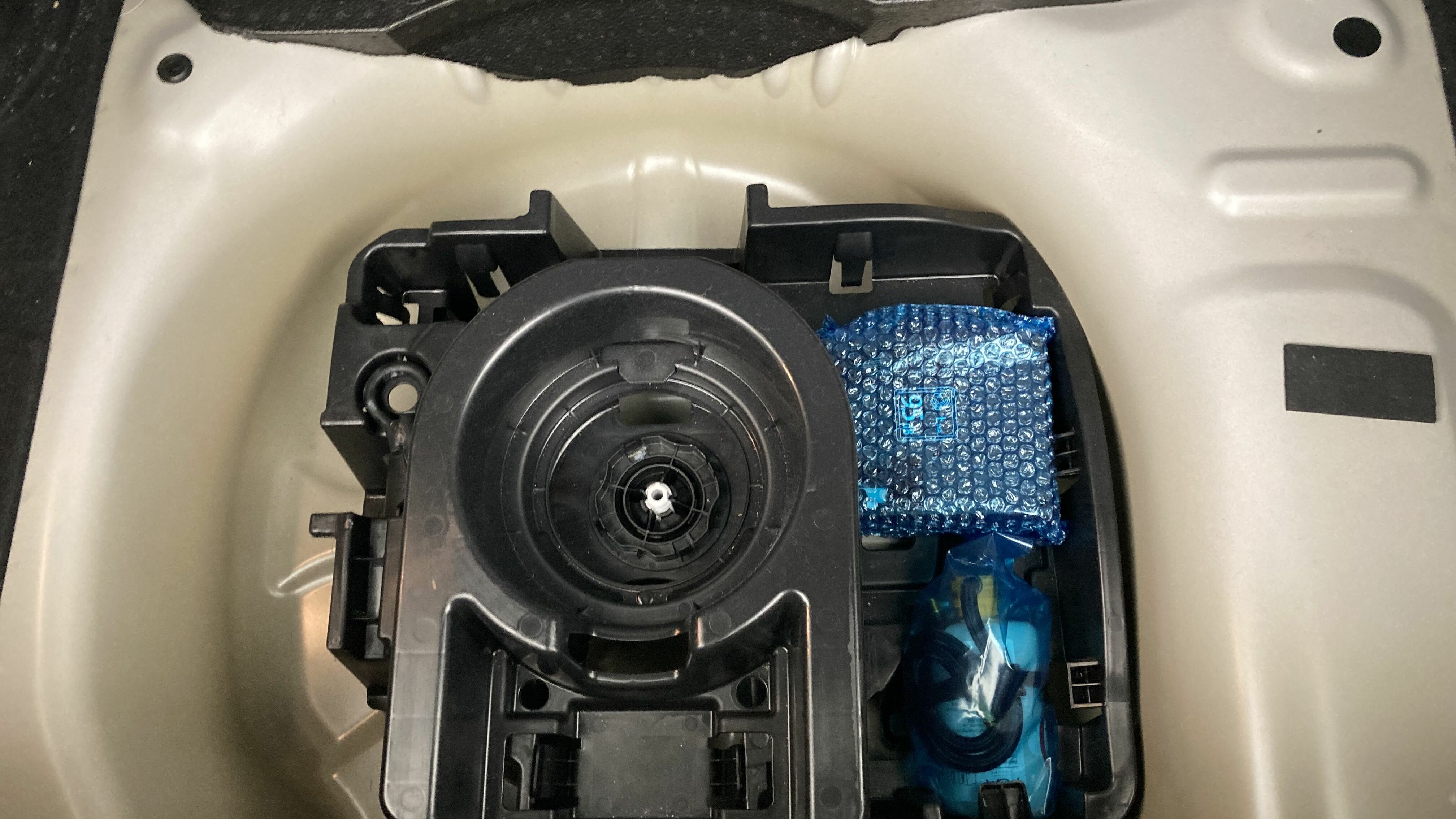 citroen c3 origin max 1.2 PURETECH 83 2024 blanco banquise / negro 26