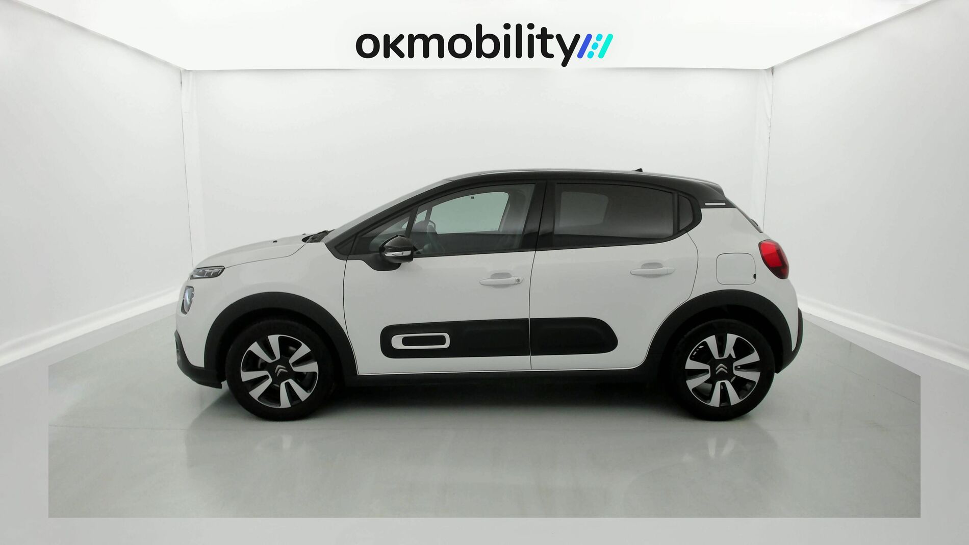 citroen c3 origin max 1.2 PURETECH 83 2024 blanco banquise / negro 2