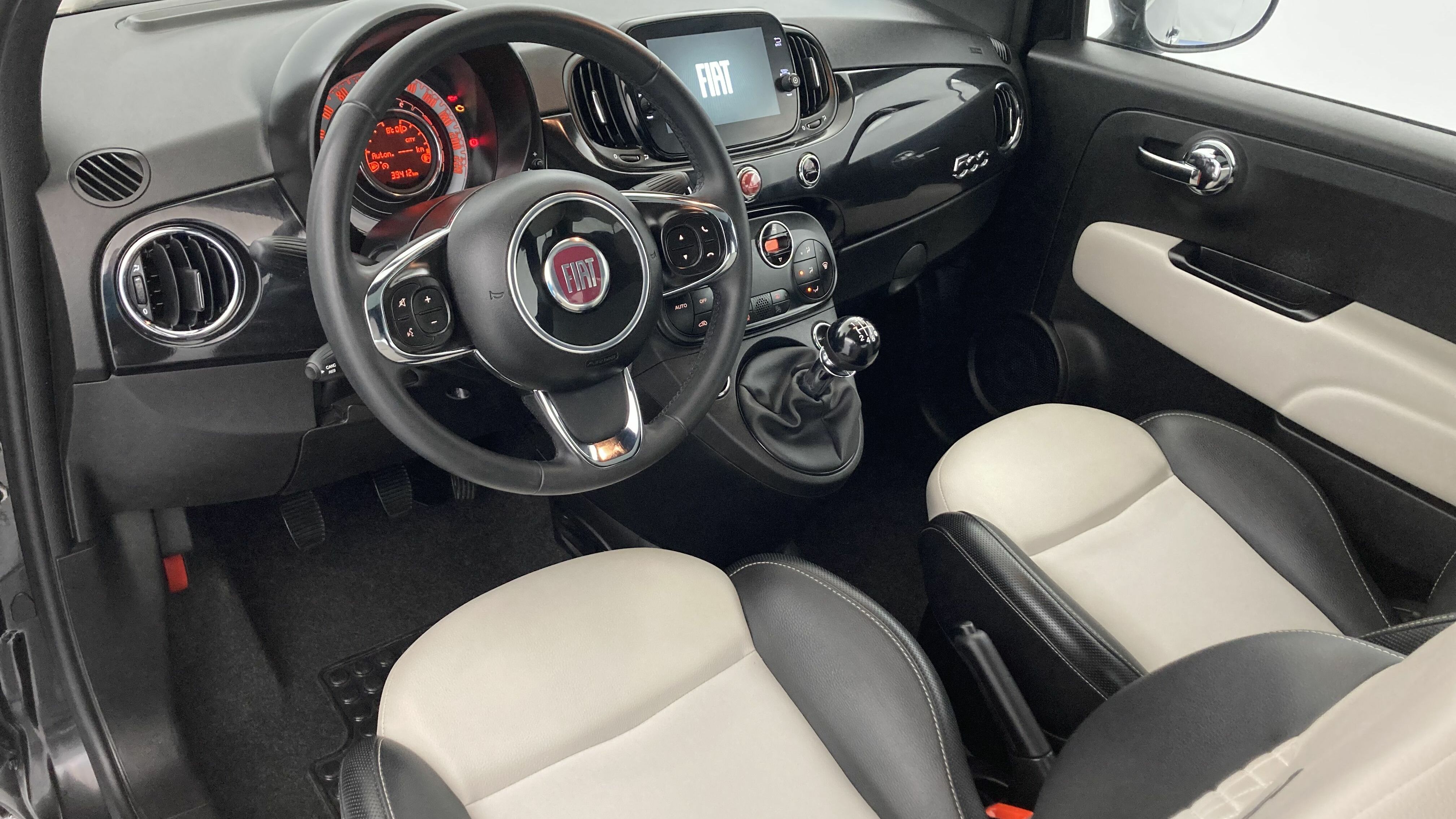 fiat 500 dolcevita 1.0 HYBRID 70 MHEV 2023 negro vesuvio 18
