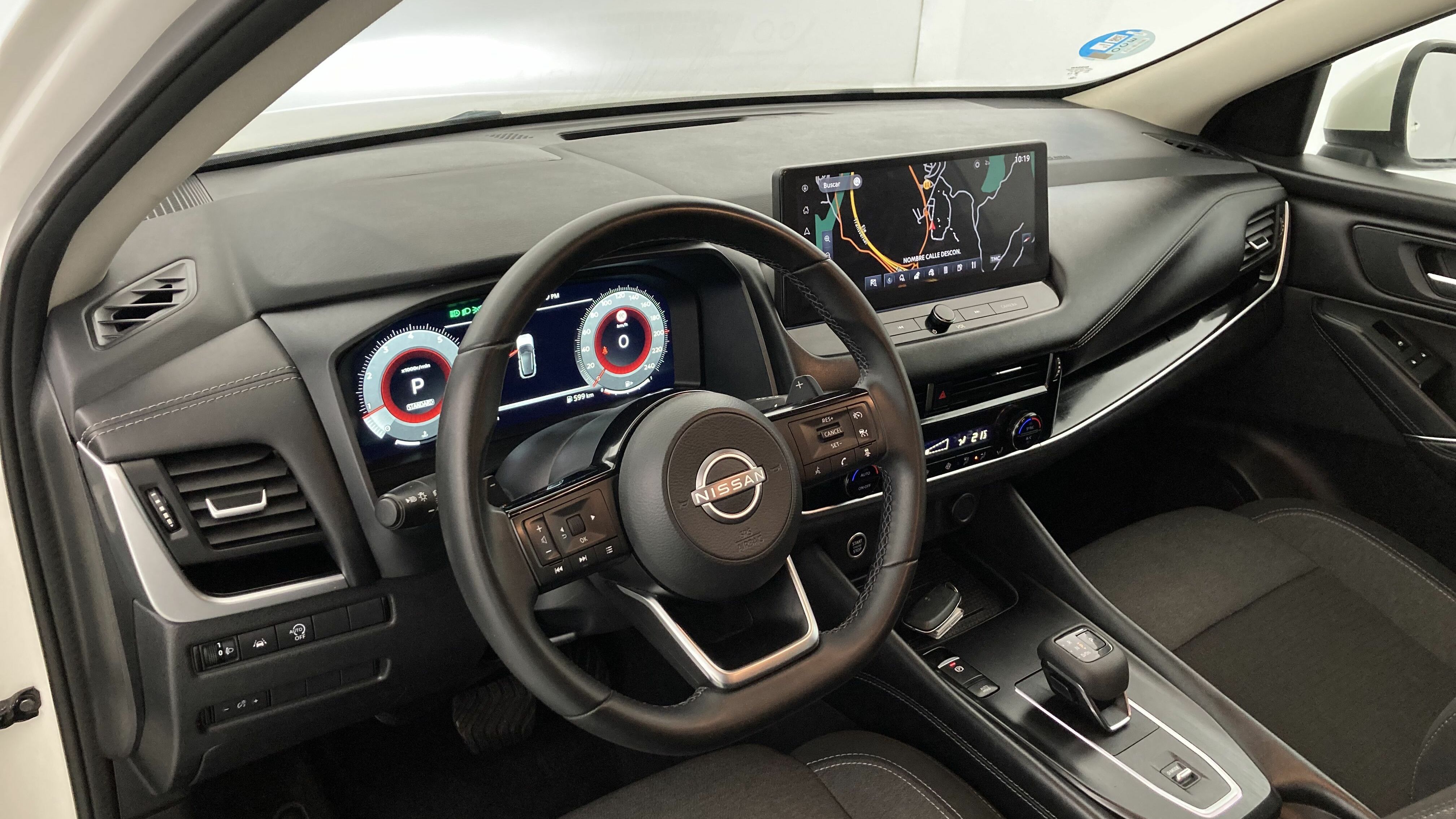 nissan qashqai n-connecta 1.3 DIG-T MHEV 158 XTRONIC 2024 blanco perlado 31