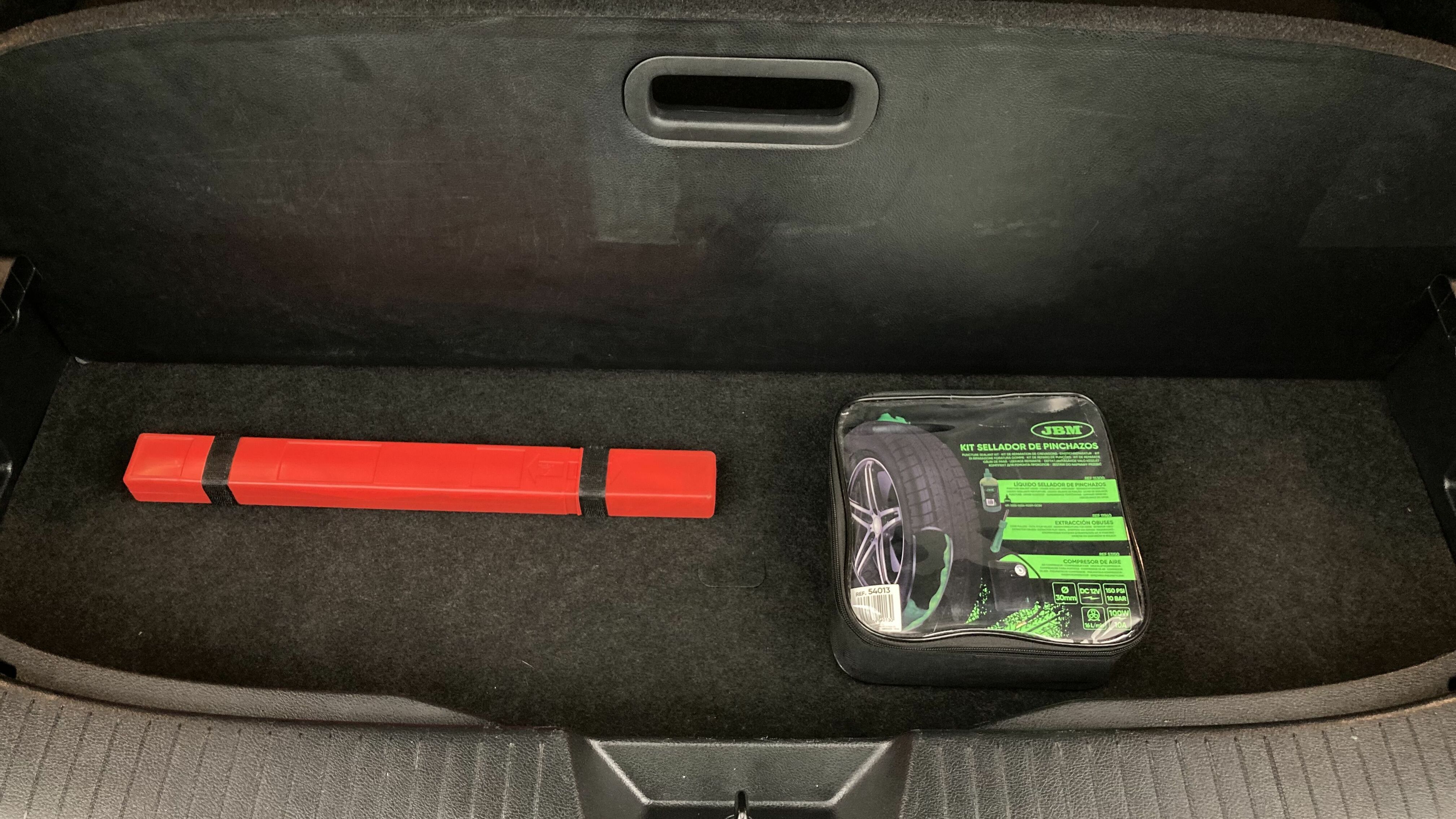 nissan qashqai n-connecta 1.3 DIG-T MHEV 158 XTRONIC 2024 blanco perlado 32