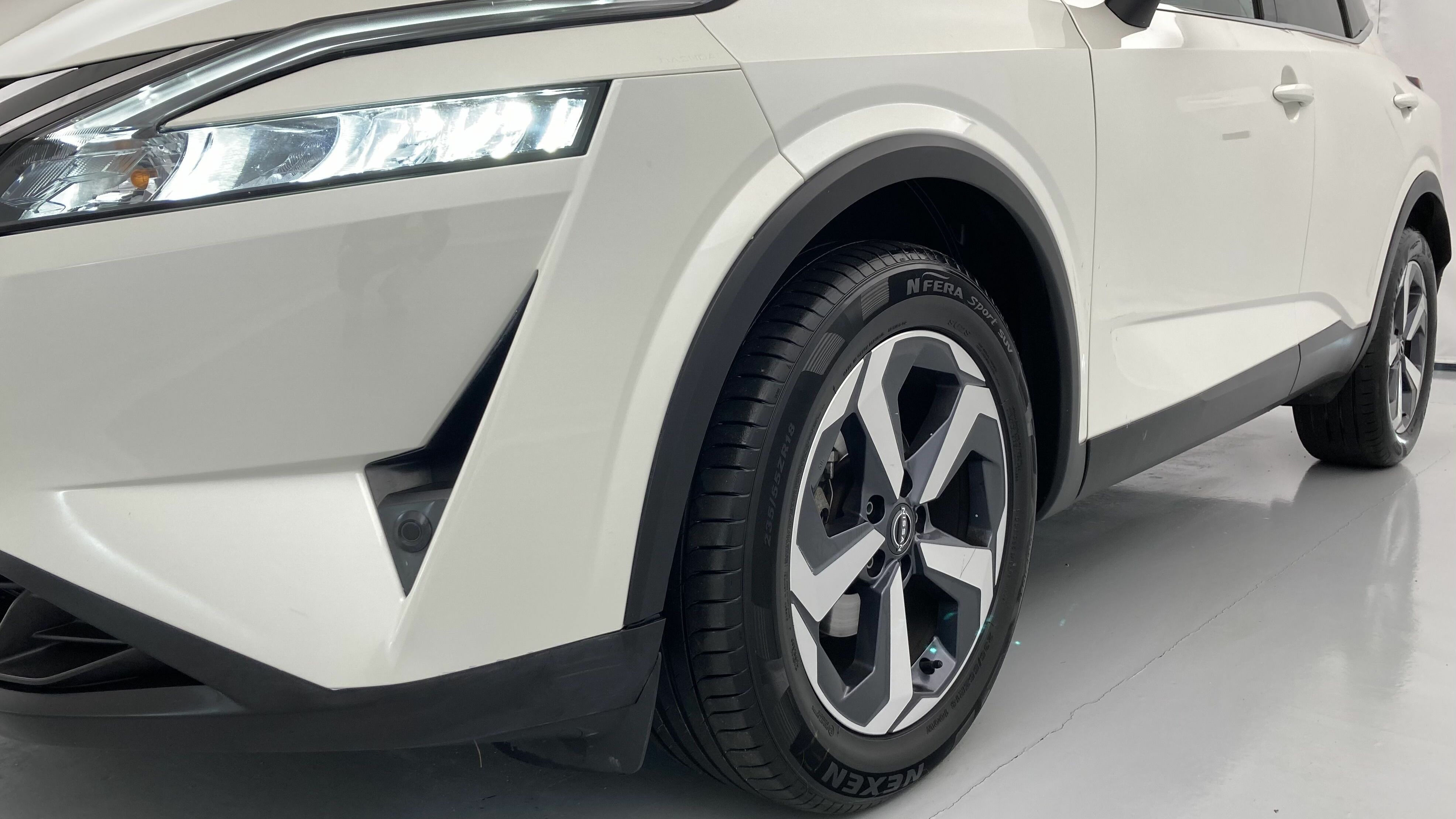 nissan qashqai n-connecta 1.3 DIG-T MHEV 158 XTRONIC 2024 blanco perlado 22