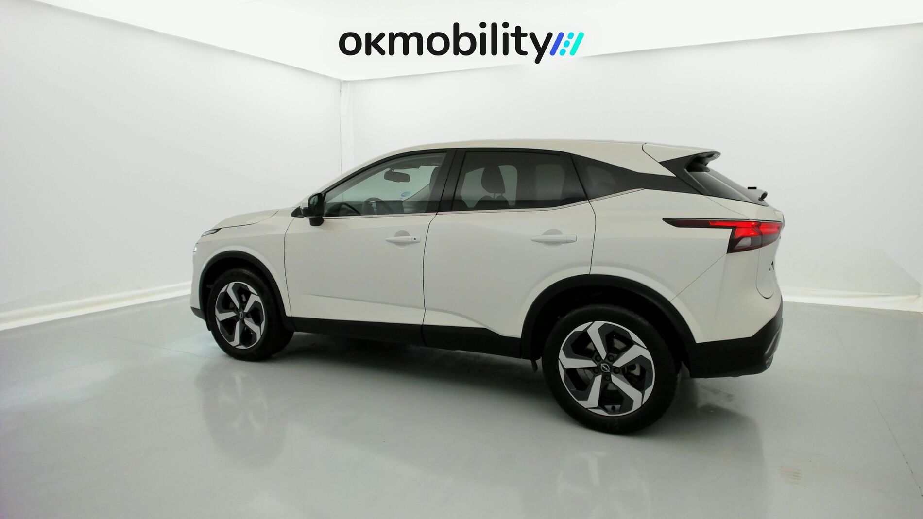 nissan qashqai n-connecta 1.3 DIG-T MHEV 158 XTRONIC 2024 blanco perlado 2