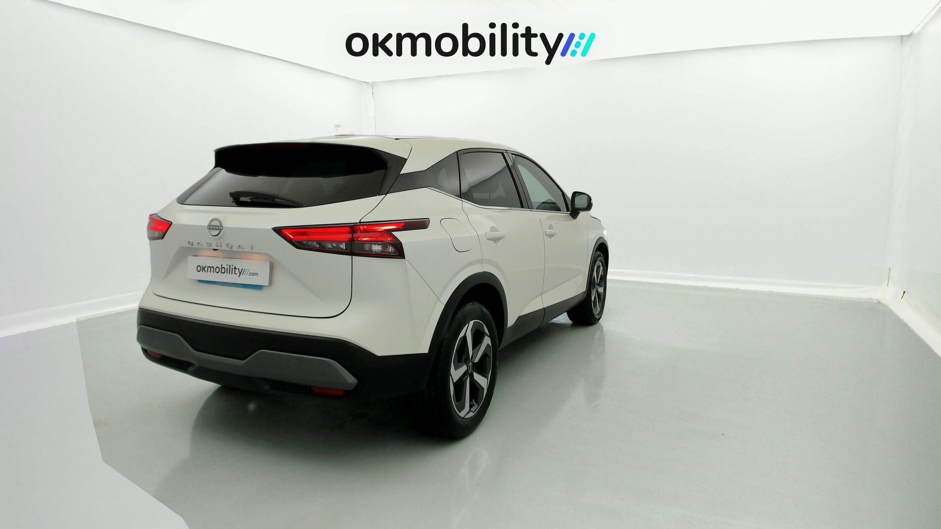 nissan qashqai n-connecta 1.3 DIG-T MHEV 158 XTRONIC 2024 blanco perlado 11