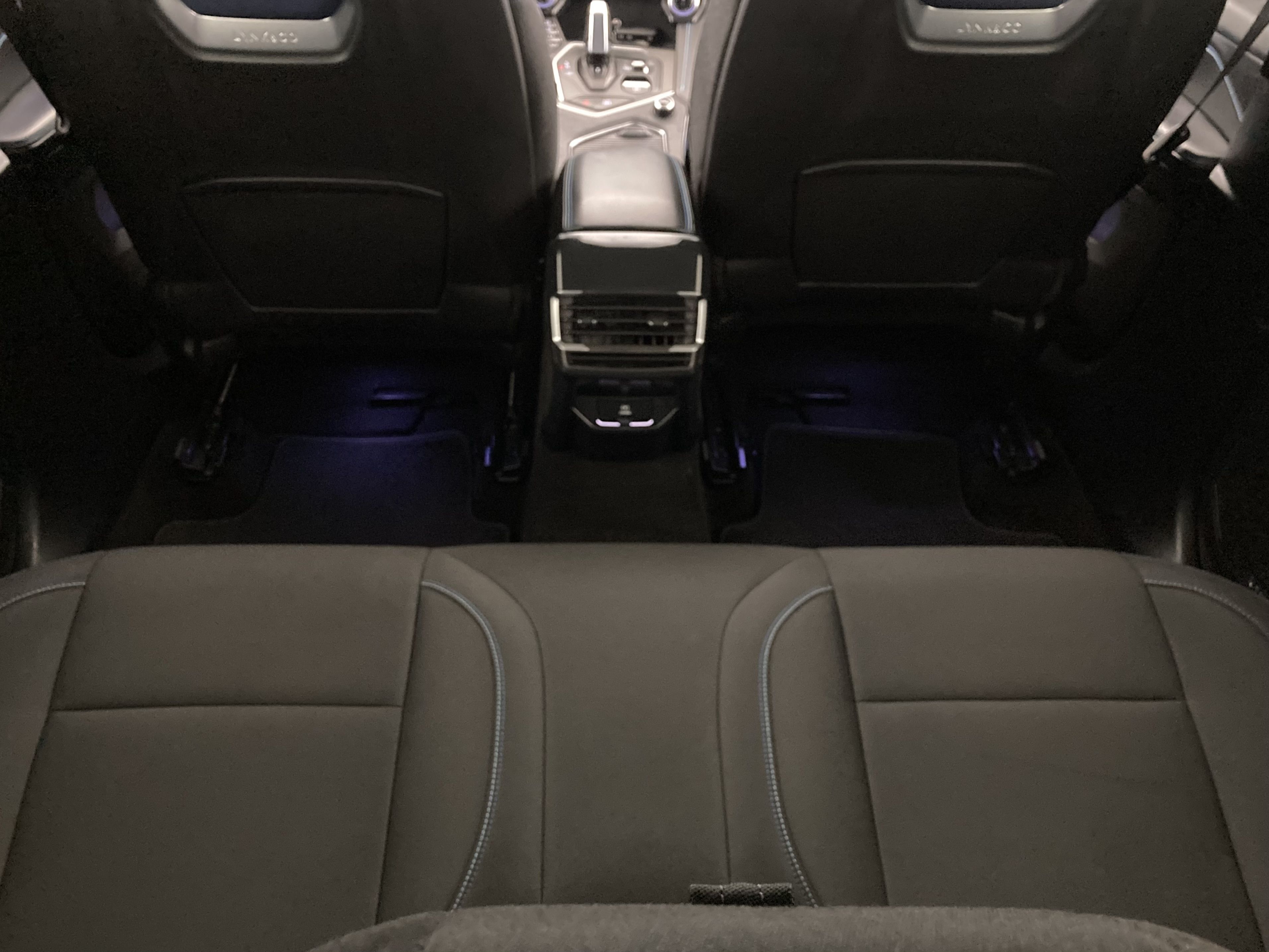 lynk&co 1 nv 1.5 PHEV 261 2022 black 20