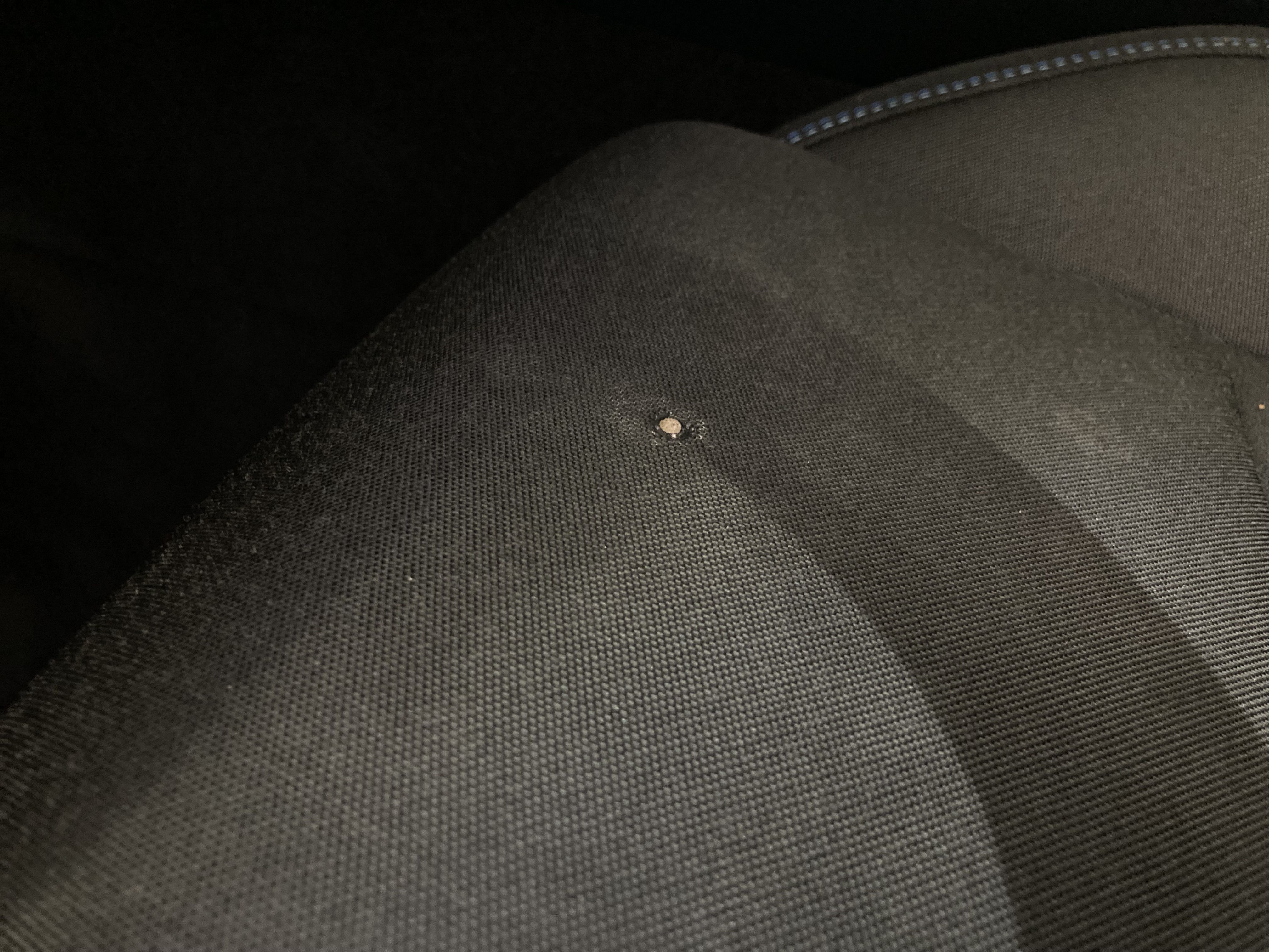 lynk&co 1 nv 1.5 PHEV 261 2022 black 32