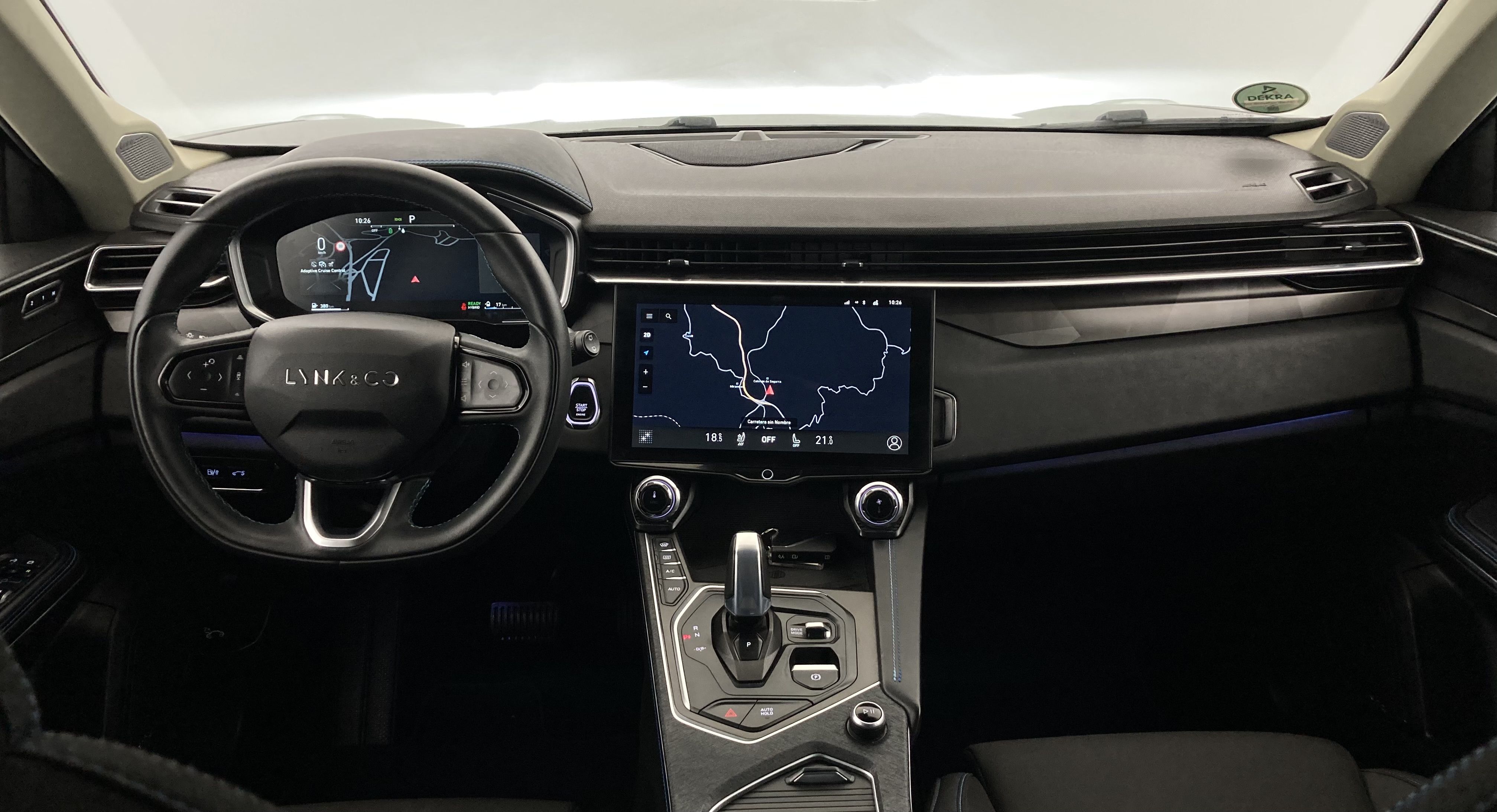lynk&co 1 nv 1.5 PHEV 261 2022 black 21