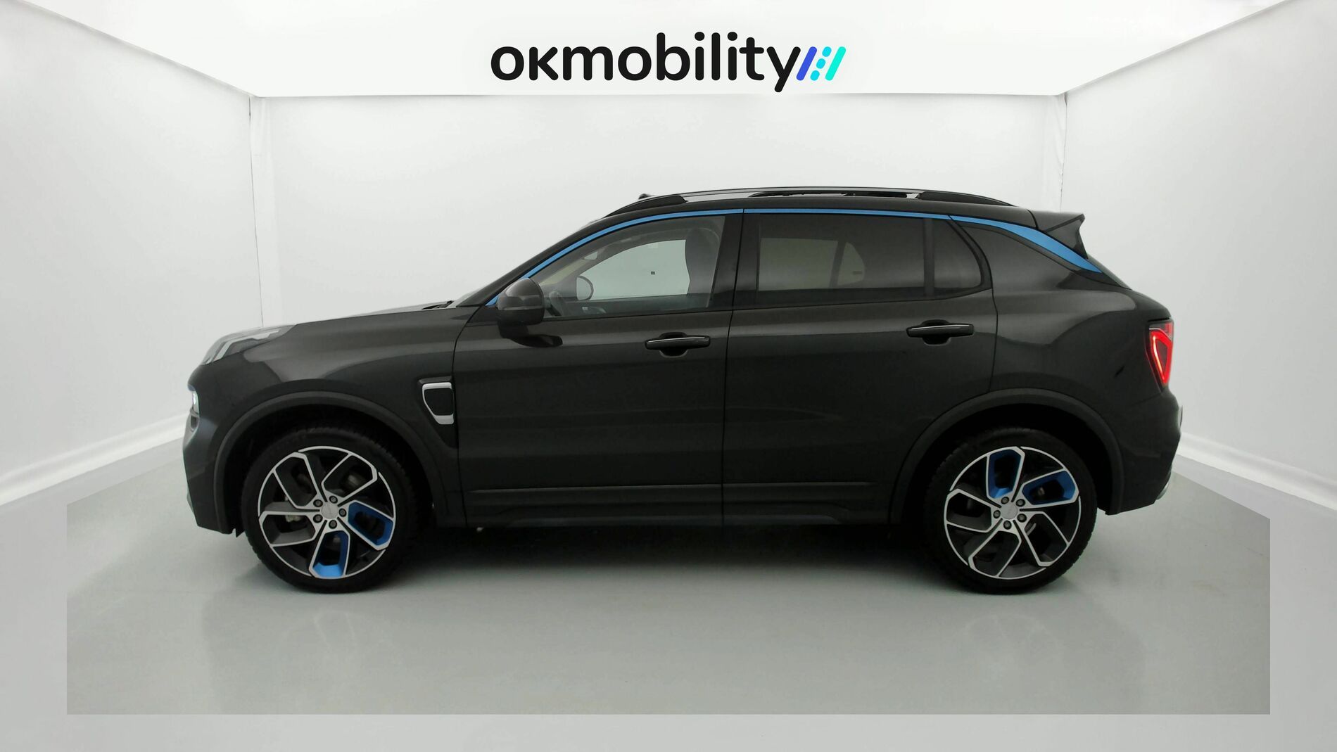 lynk&co 1 nv 1.5 PHEV 261 2022 black 2