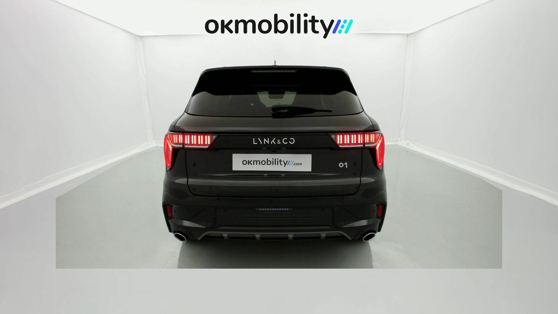 lynk&co 1 nv 1.5 PHEV 261 2022 black 7