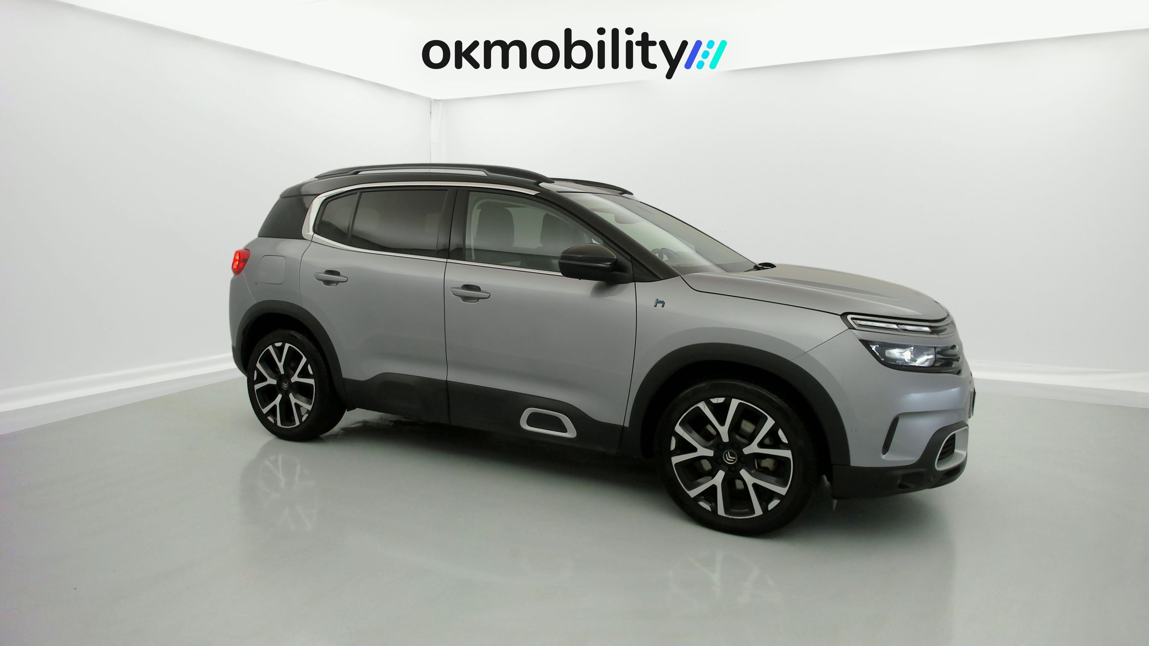 citroen c5 aircross shine 1.6 PURETECH HYBRID 225 E-EAT 2022 gris acier / negro 11