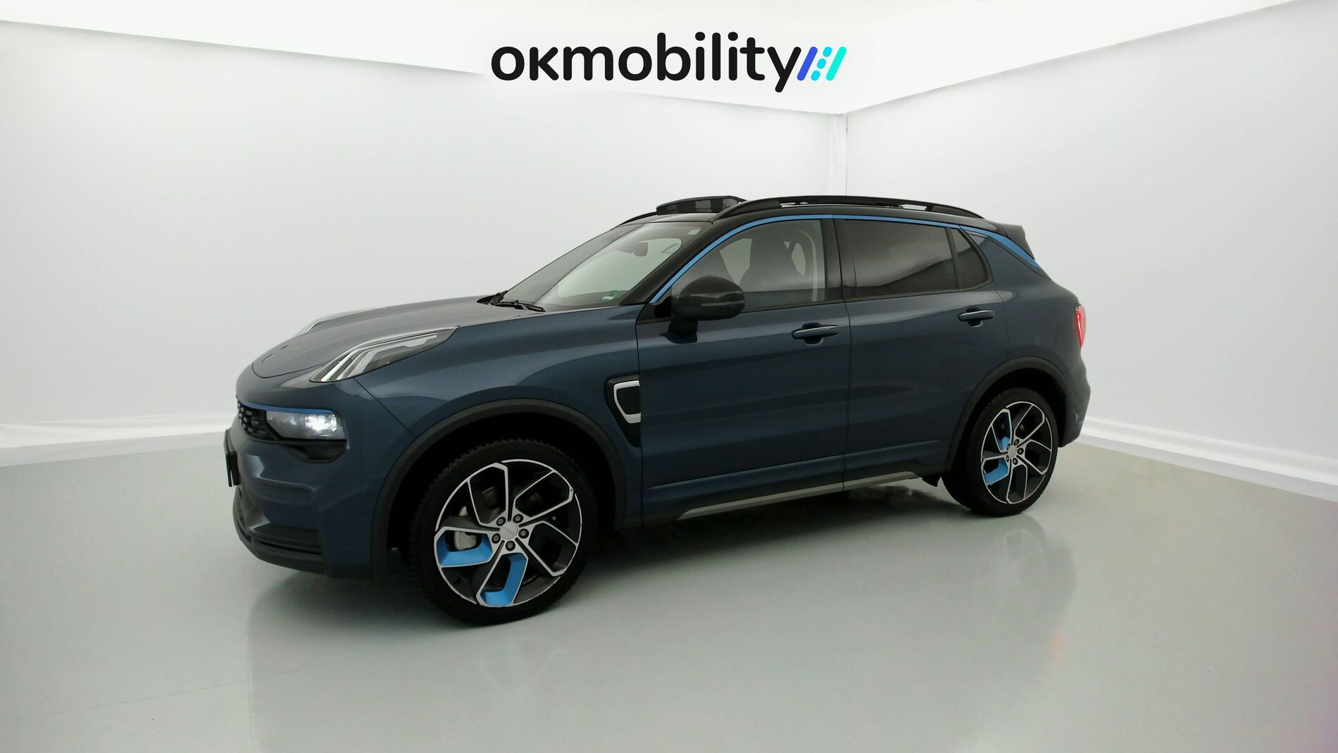 lynk&co 1 nv 1.5 PHEV 261 2022 blue 2