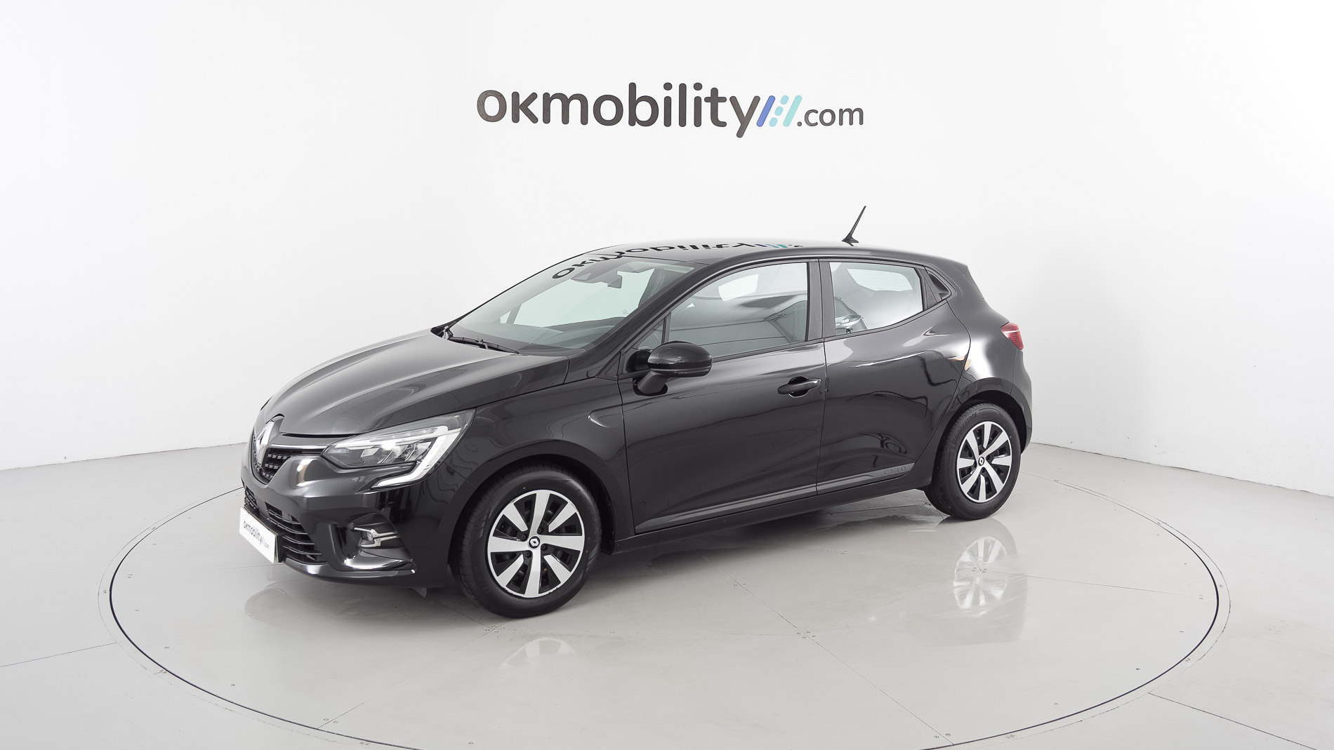 renault clio equilibre 1.0 TCE 90 2023 negro brillante 3