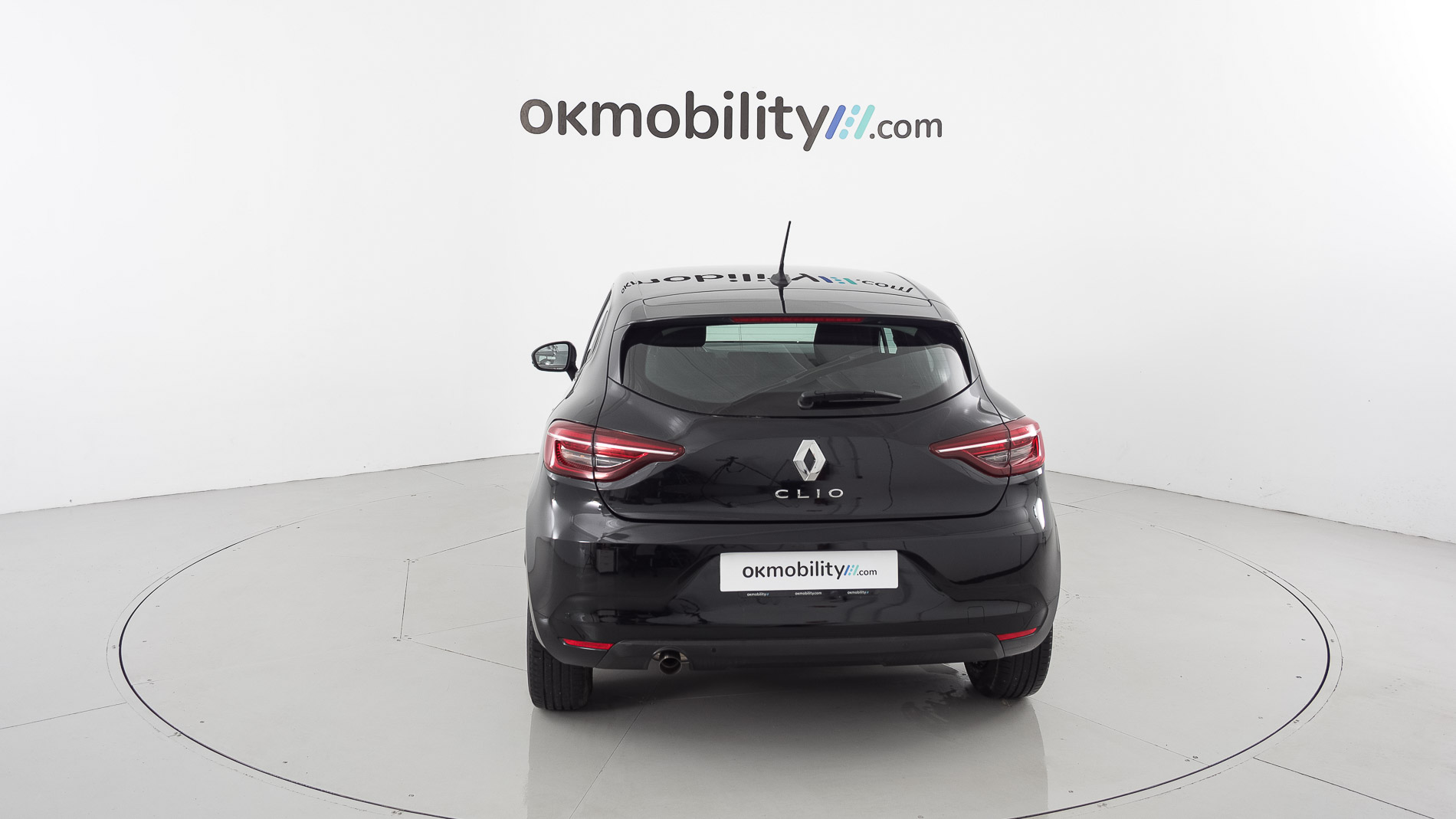renault clio equilibre 1.0 TCE 90 2023 negro brillante 8
