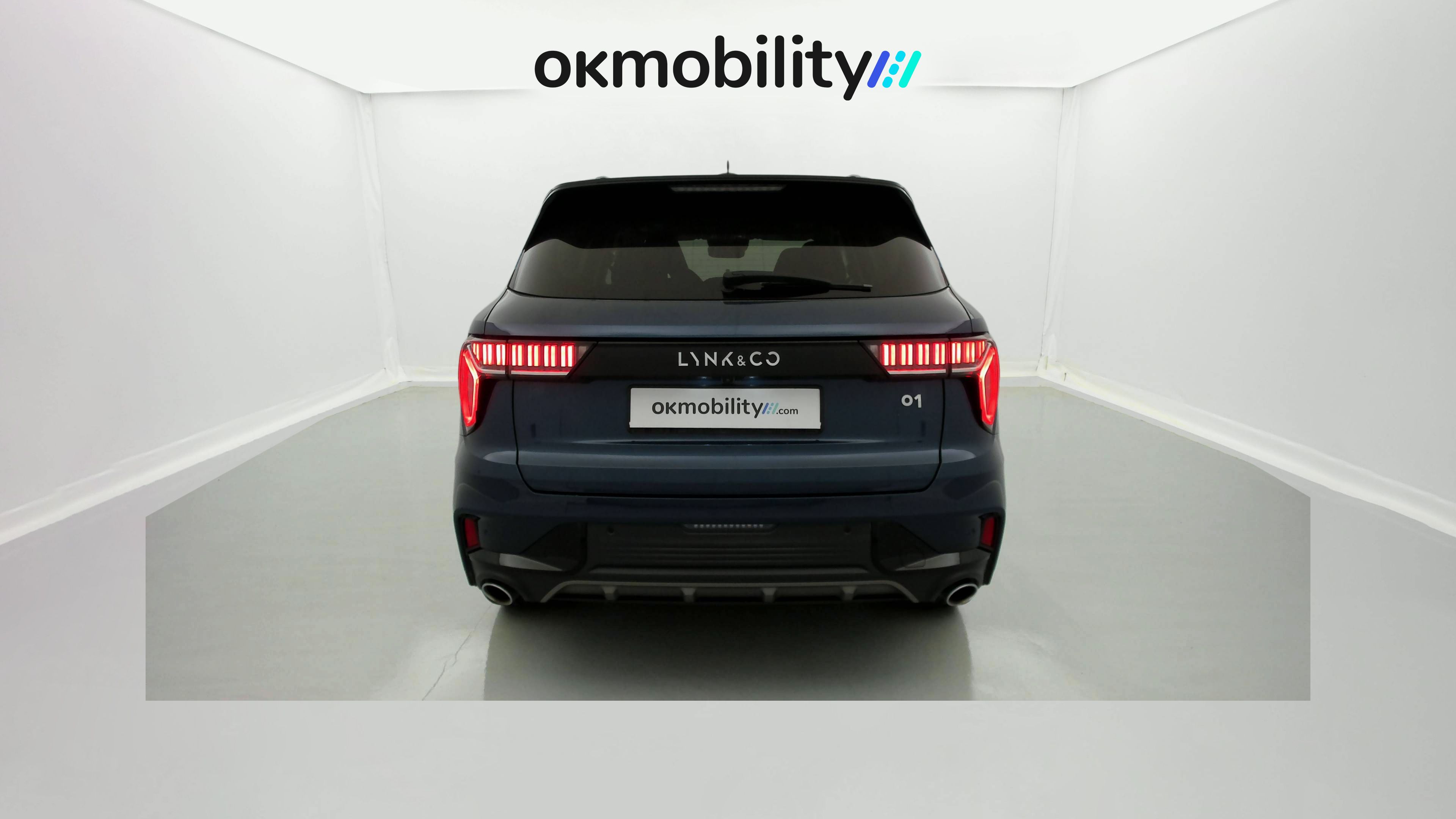 lynk&co 1 nv 1.5 PHEV 261 2022 blue 8